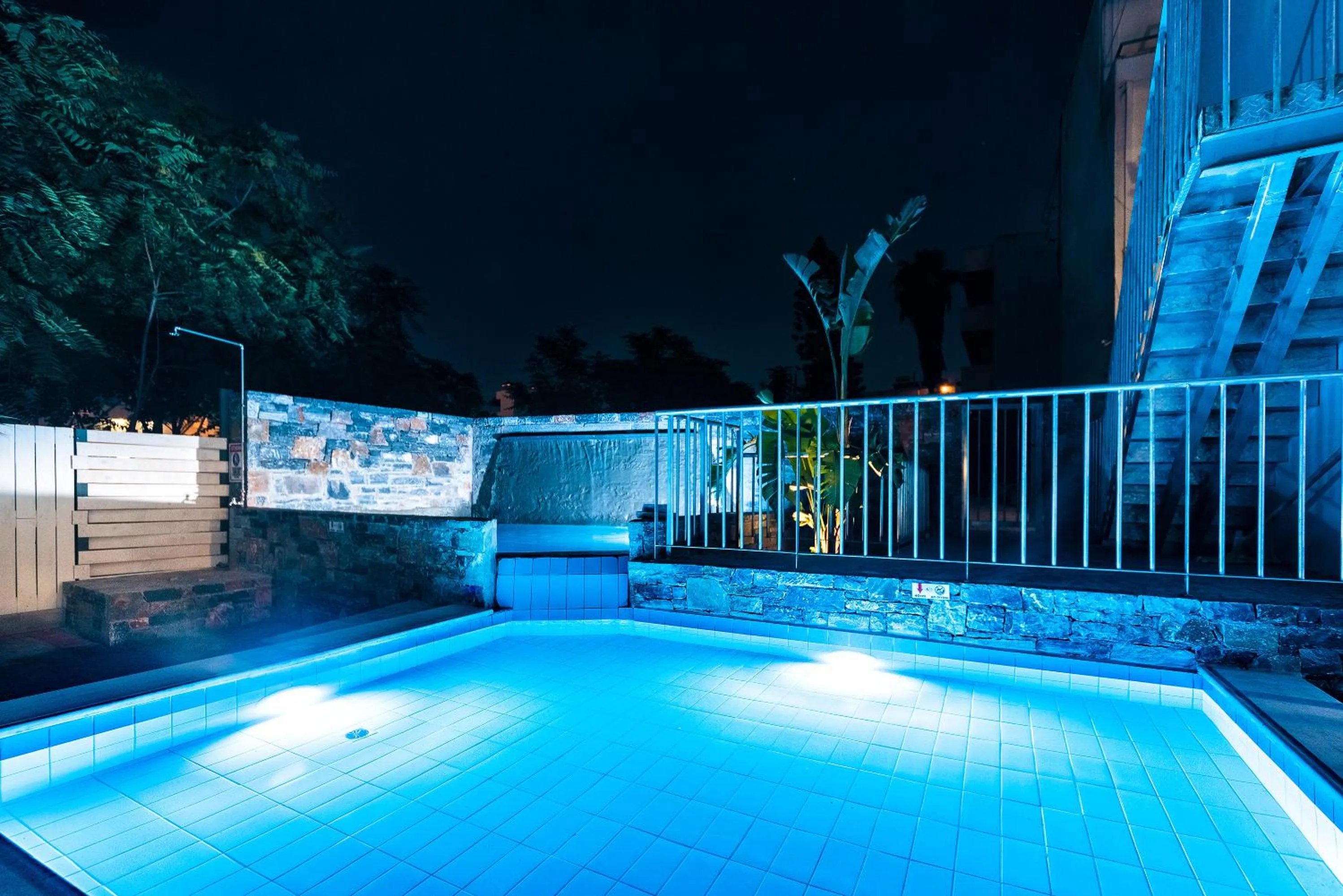 Night in Pollis Hotel