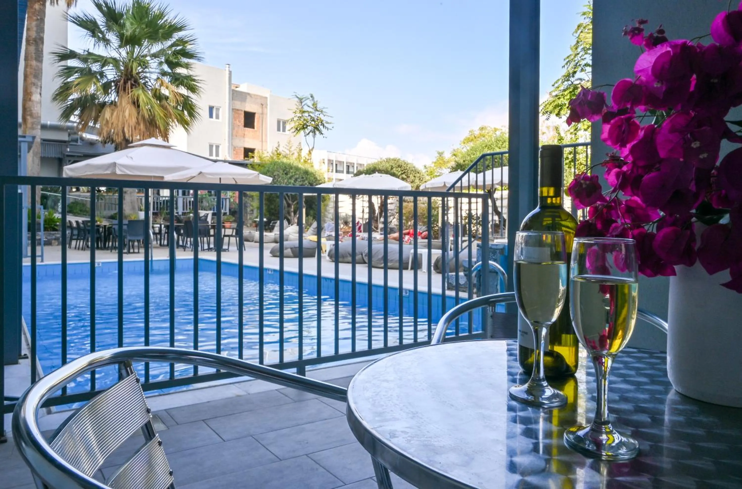 Bedroom in Pollis Hotel