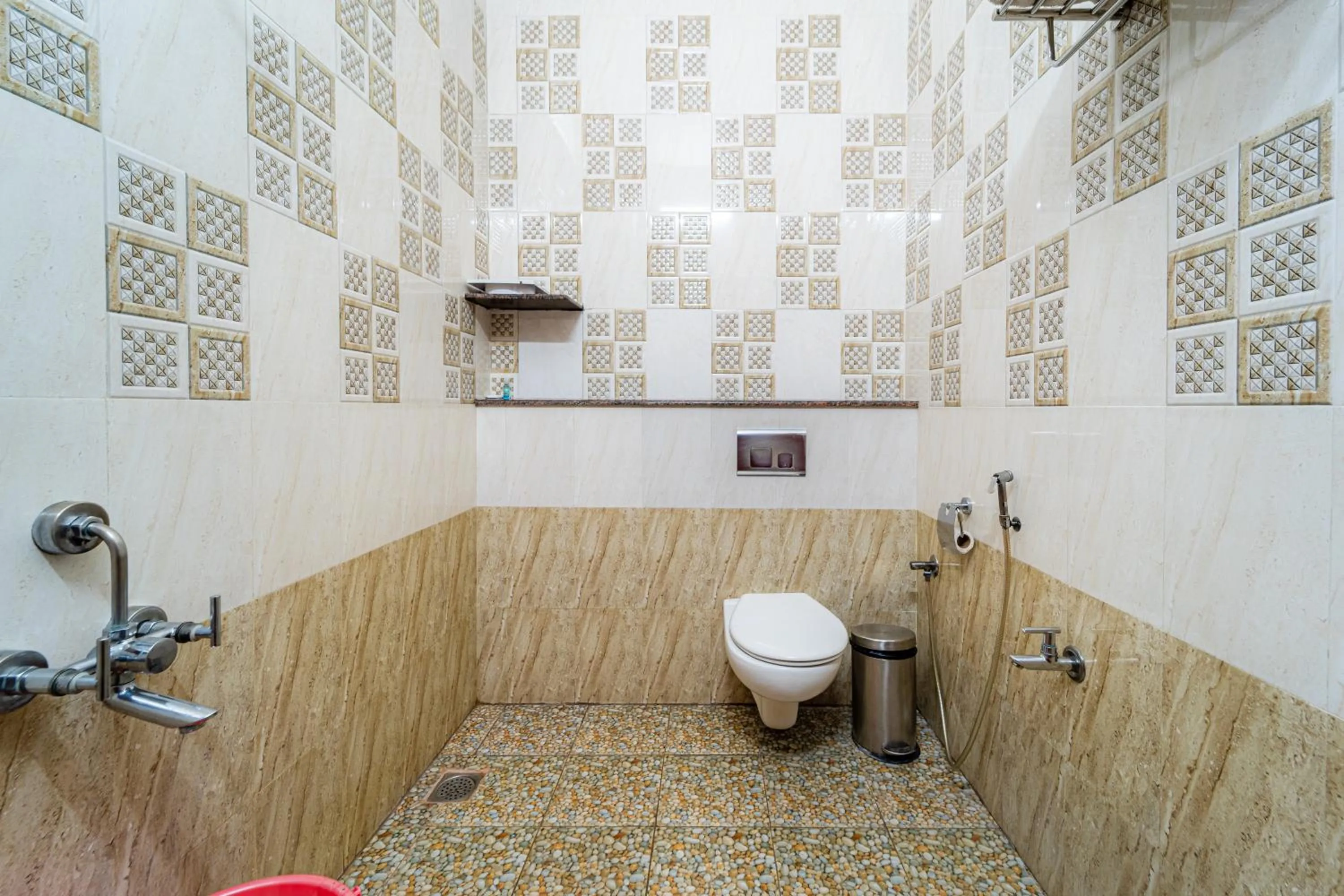 Bathroom in Thaneegai Residency