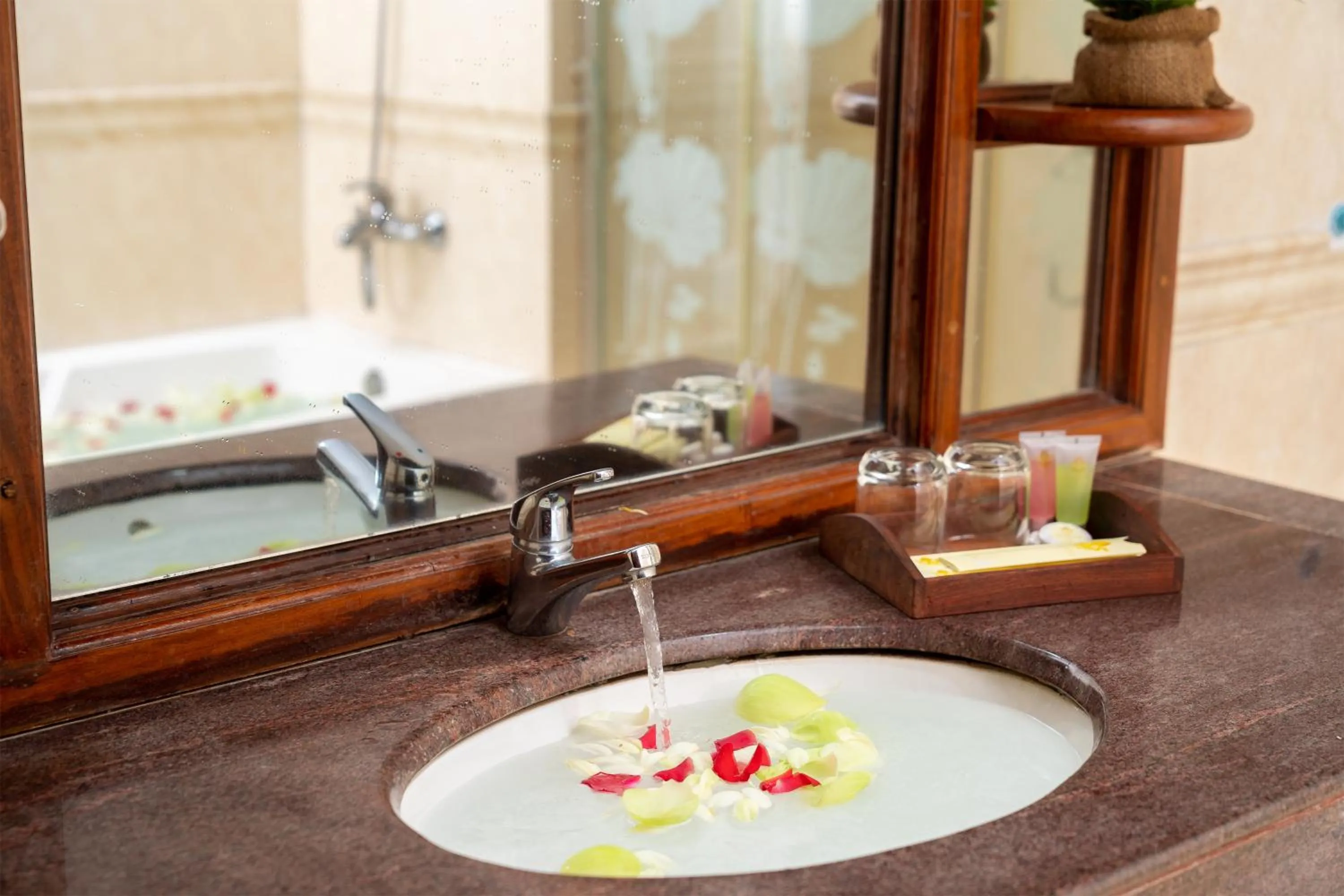 Toilet in Dragon Royal Angkor Hotel