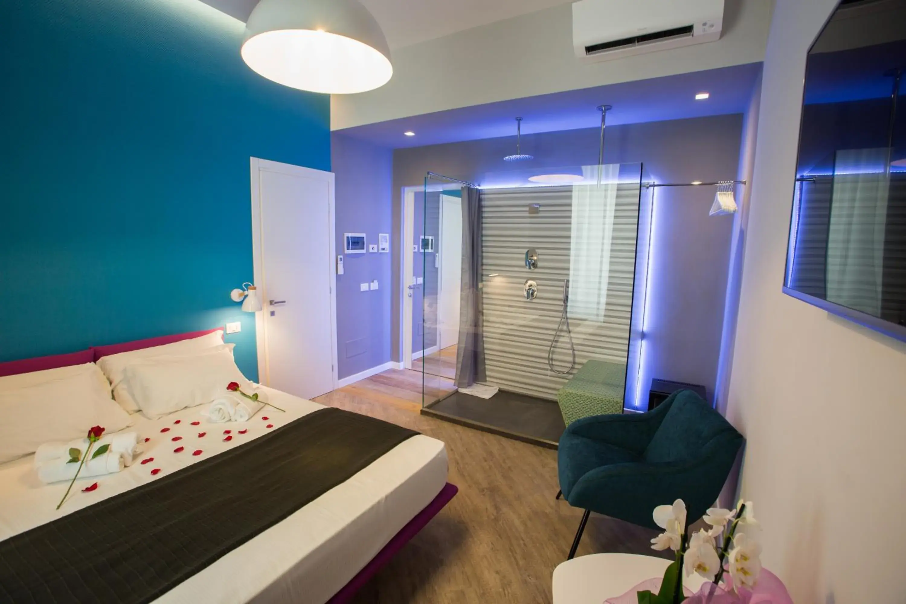 Bedroom, Bed in Ara Suite Bedroom, Bed in Ara Suite