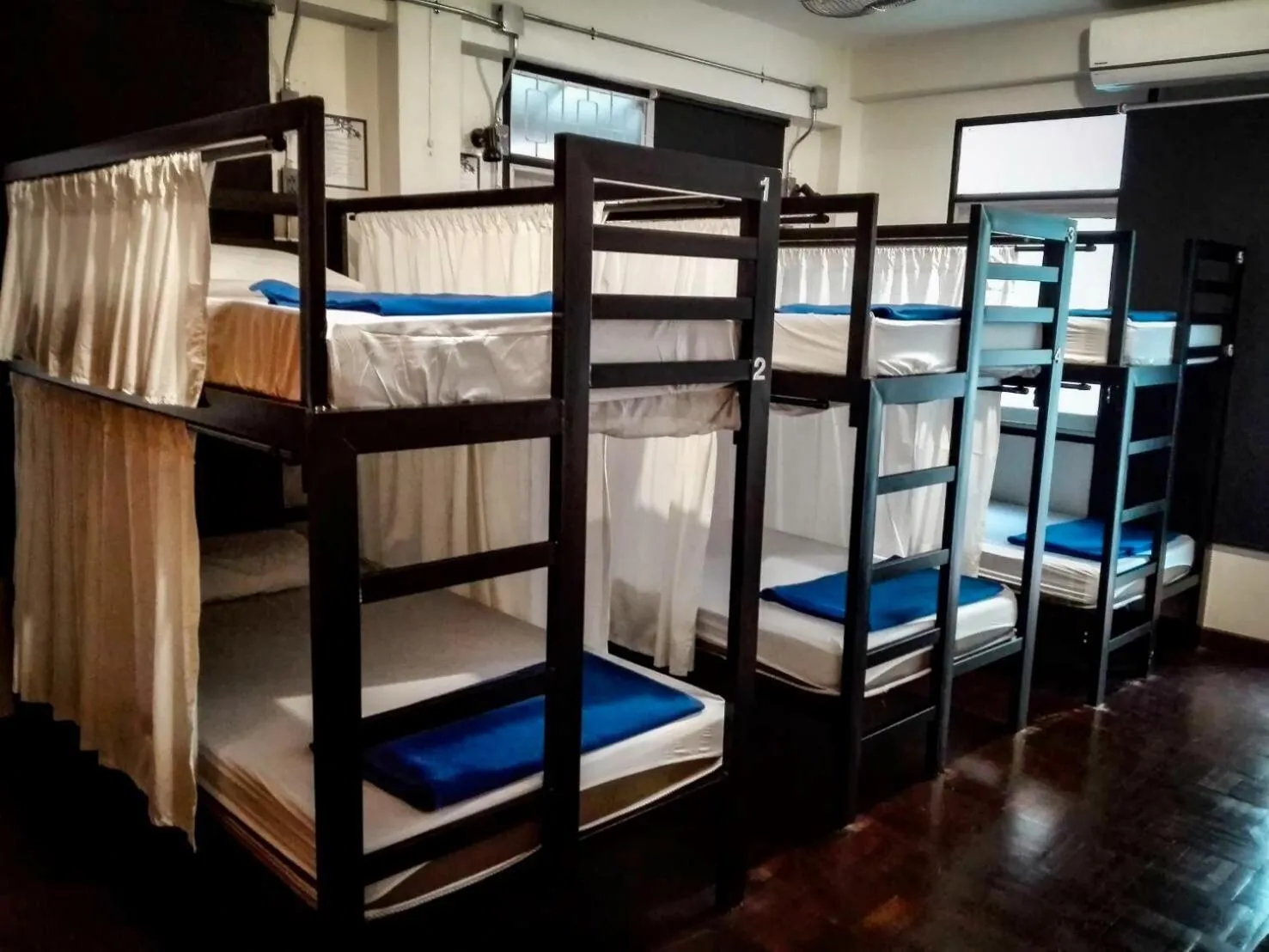 Photo of the whole room, Bed in Dreamcatcher Bangkok