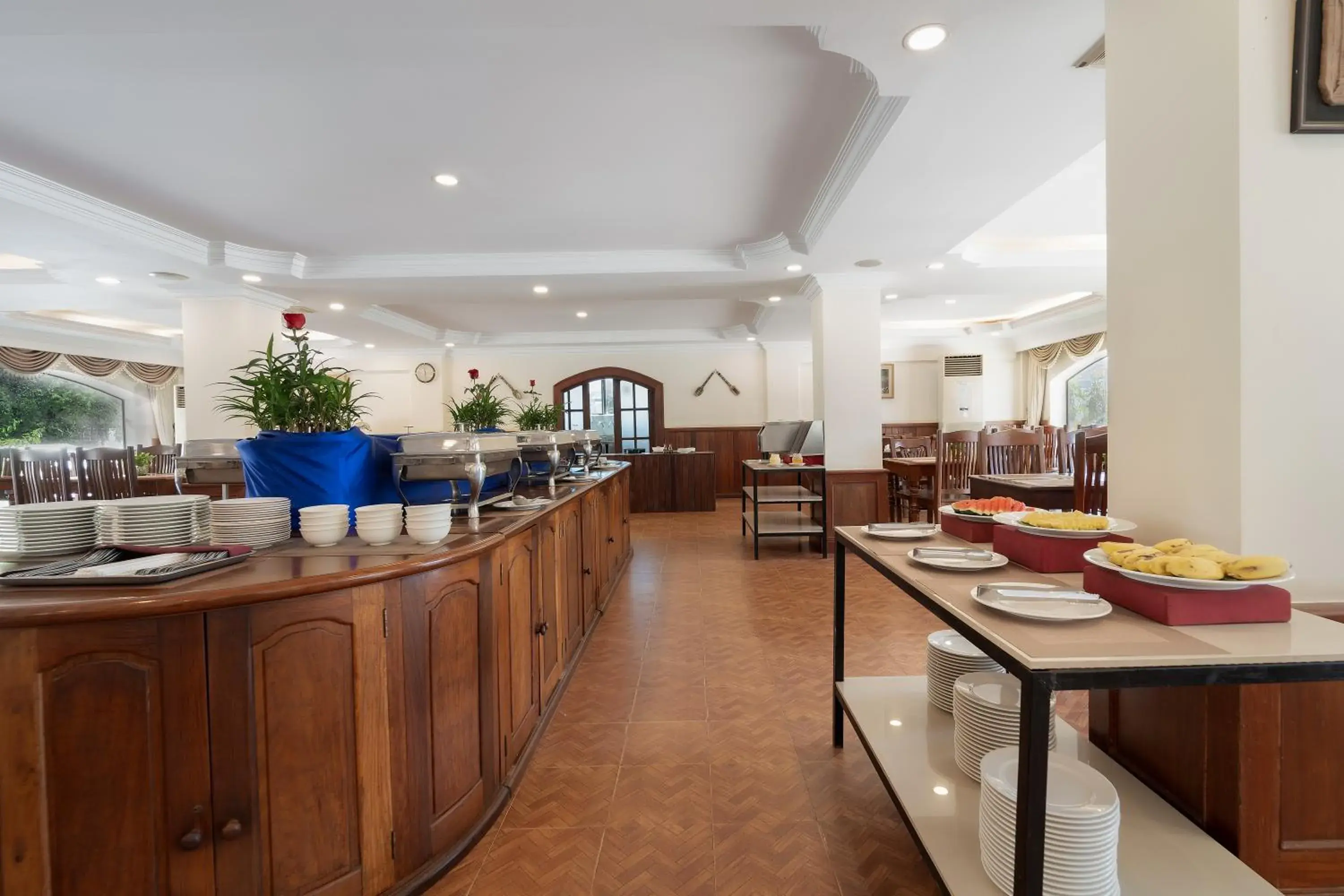 Restaurant/places to eat in Monoreach Angkor Hotel Restaurant/places to eat in Monoreach Angkor Hotel