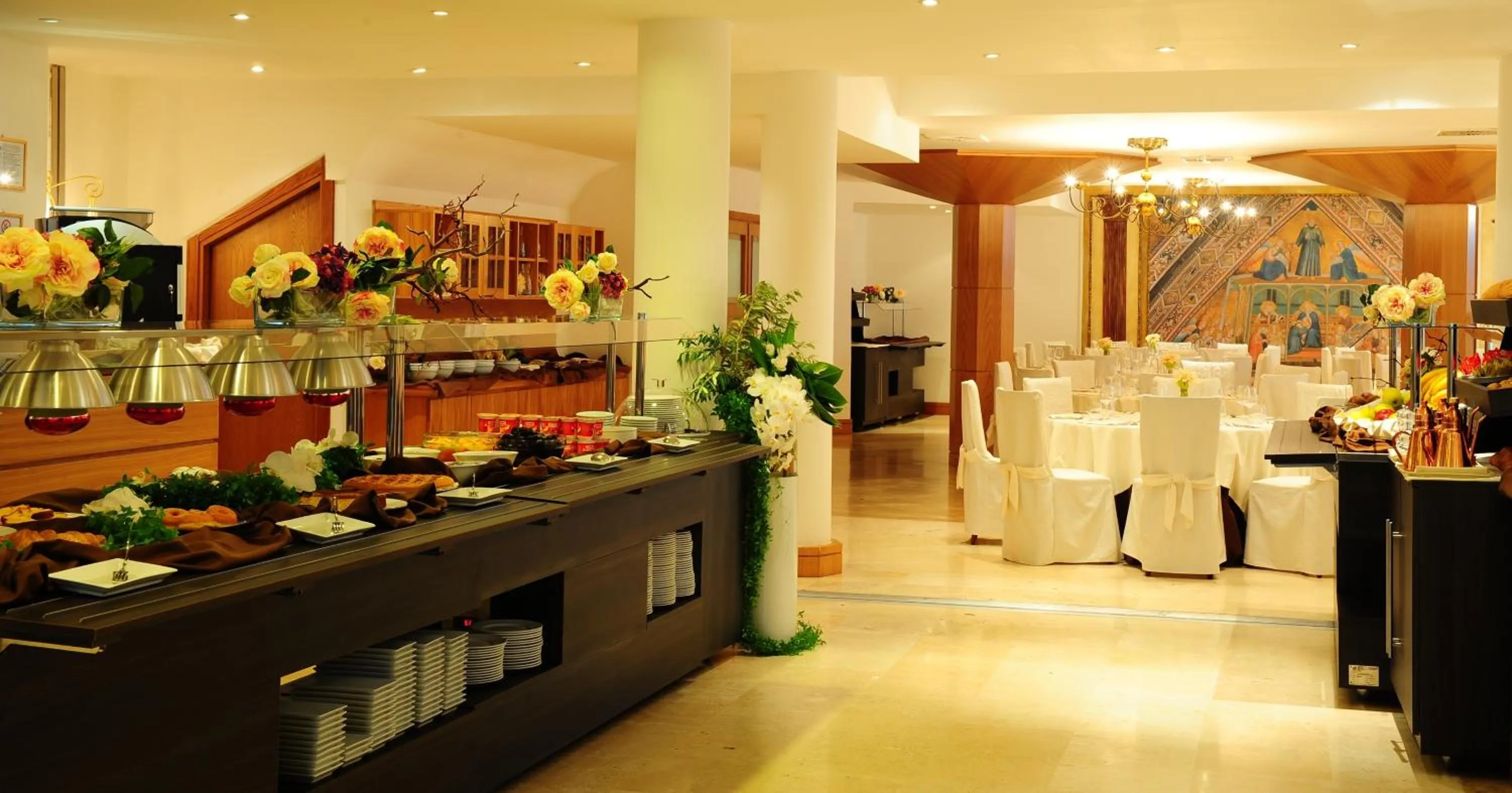 Restaurant/places to eat in BV Grand Hotel Assisi