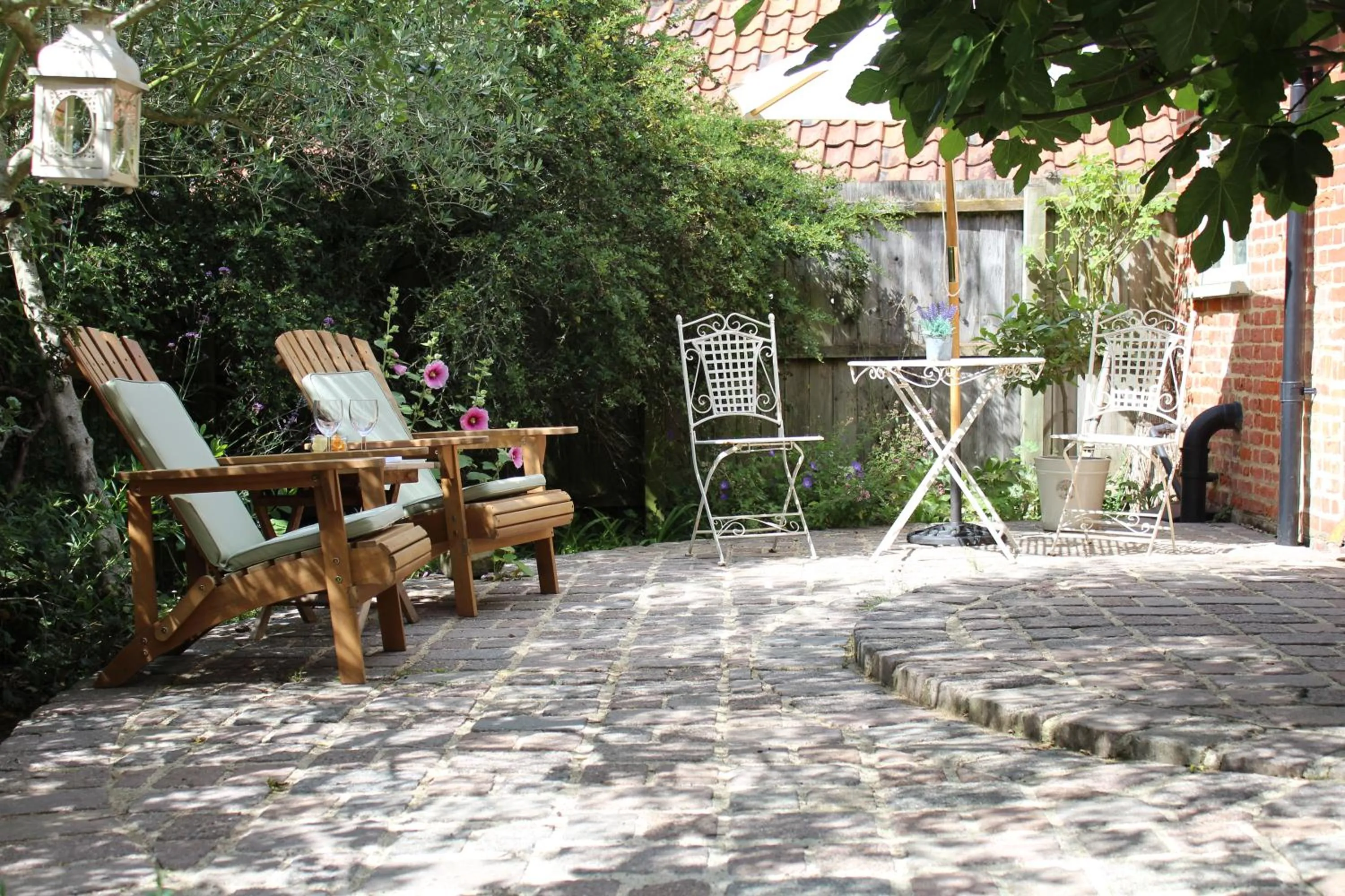 Patio in Dairy Cottage Luxury B&B