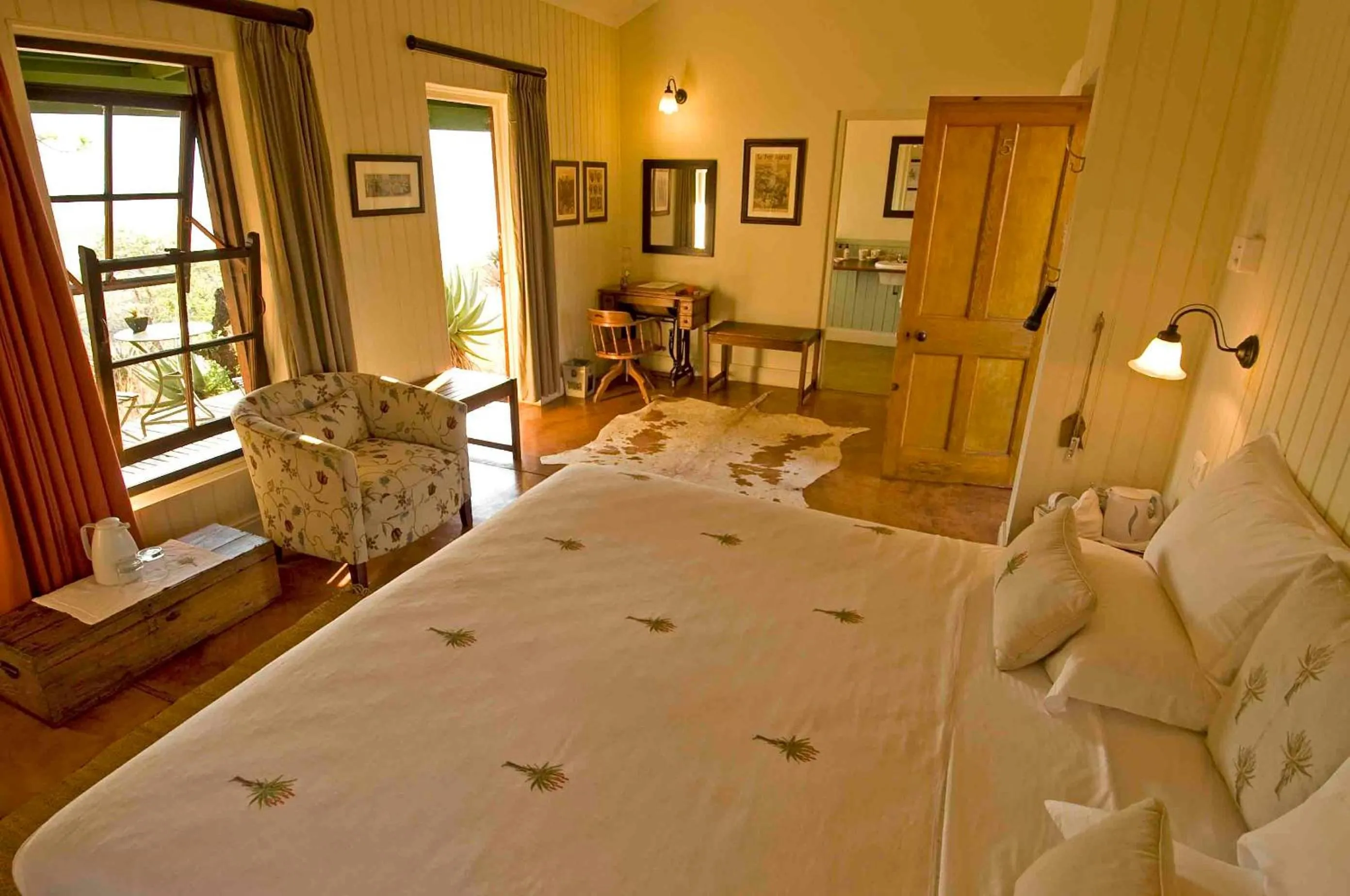 Double Room in Three Tree Hill Lodge
