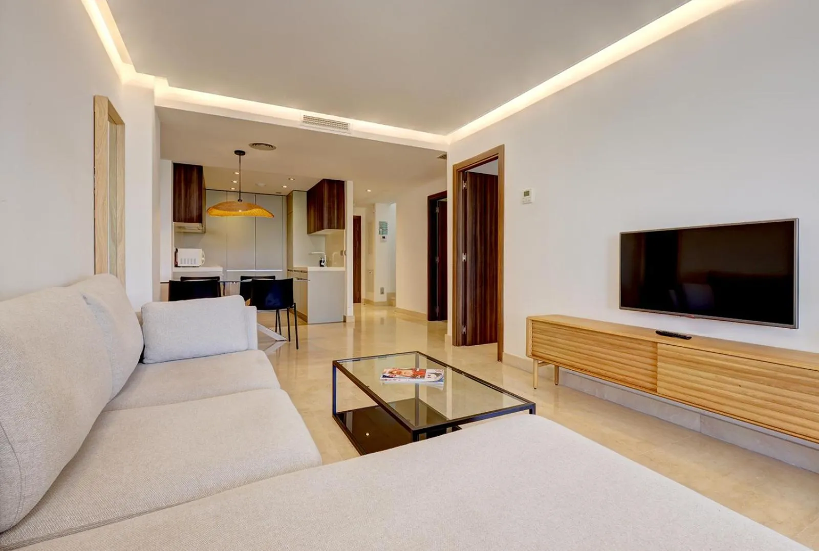 Communal lounge/ TV room in Aqua Apartments Vento, Marbella