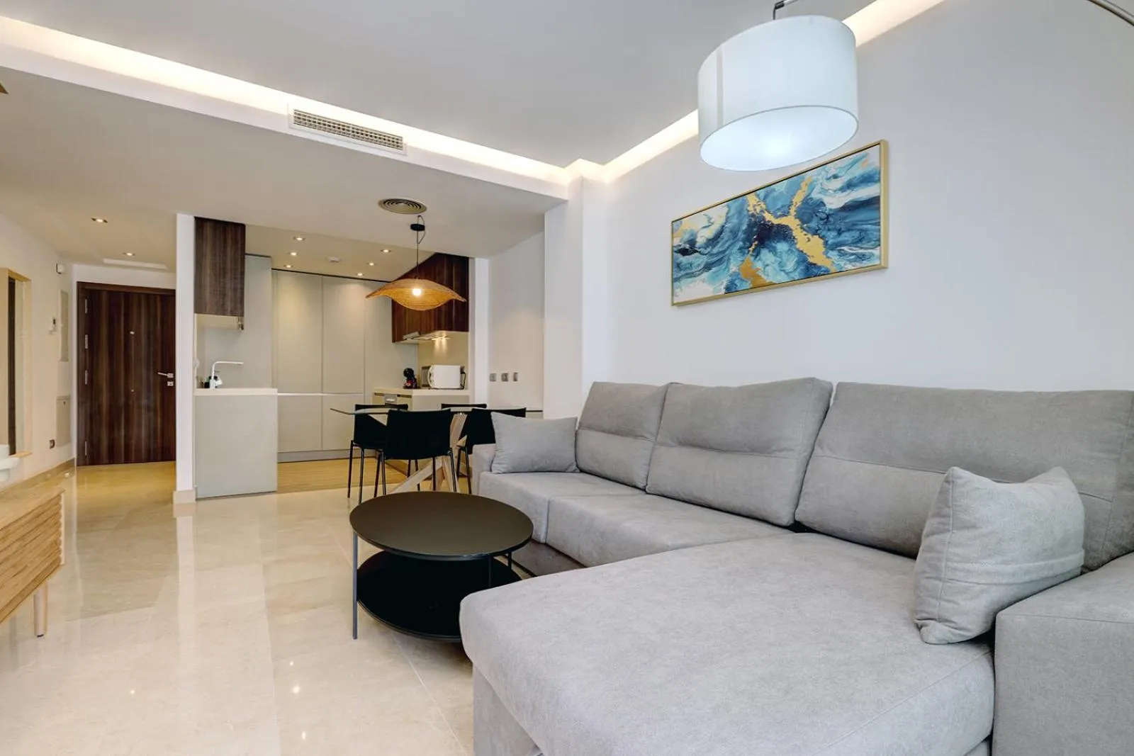 Living room in Aqua Apartments Vento, Marbella