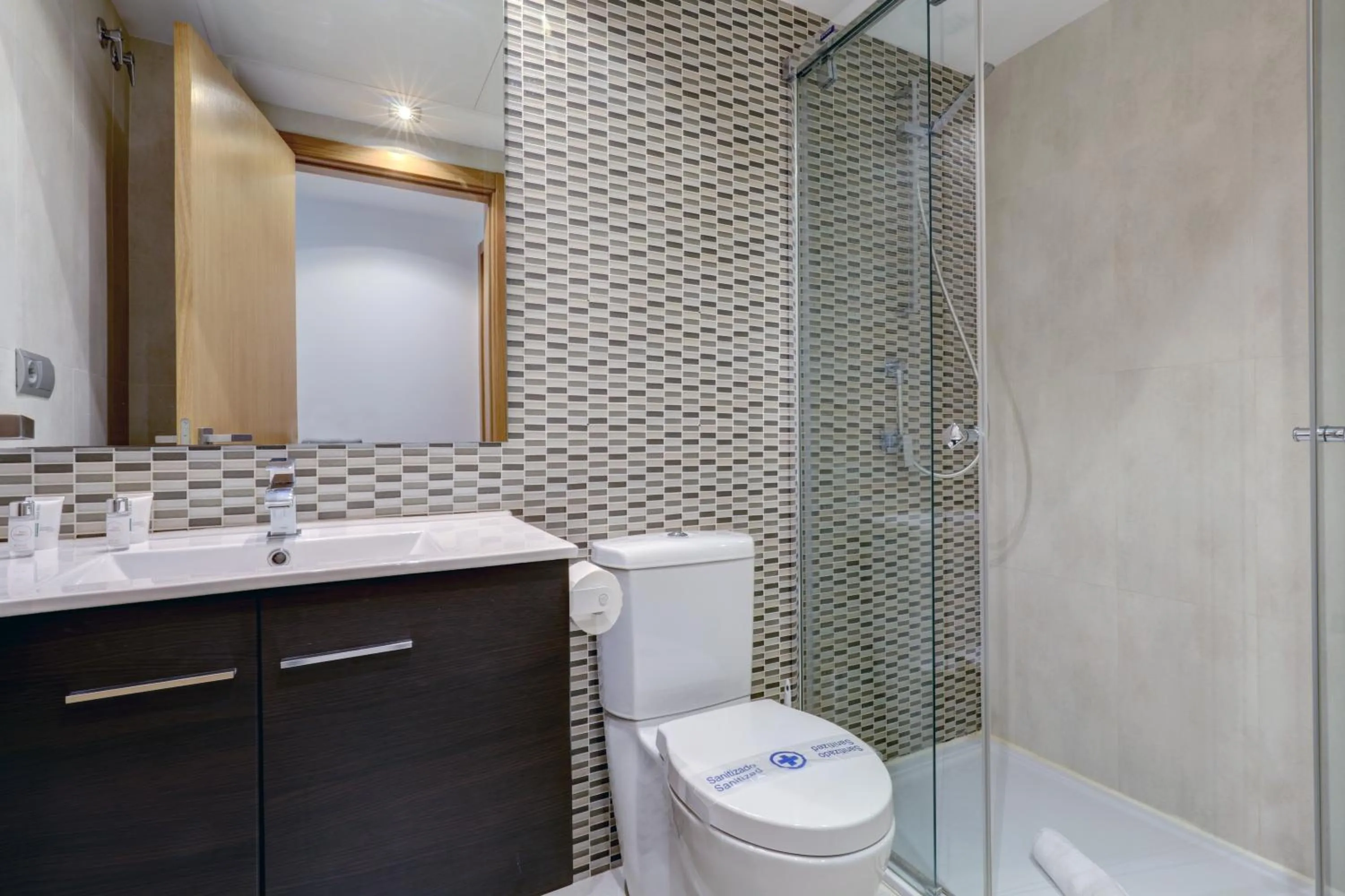 Shower in Aqua Apartments Vento, Marbella