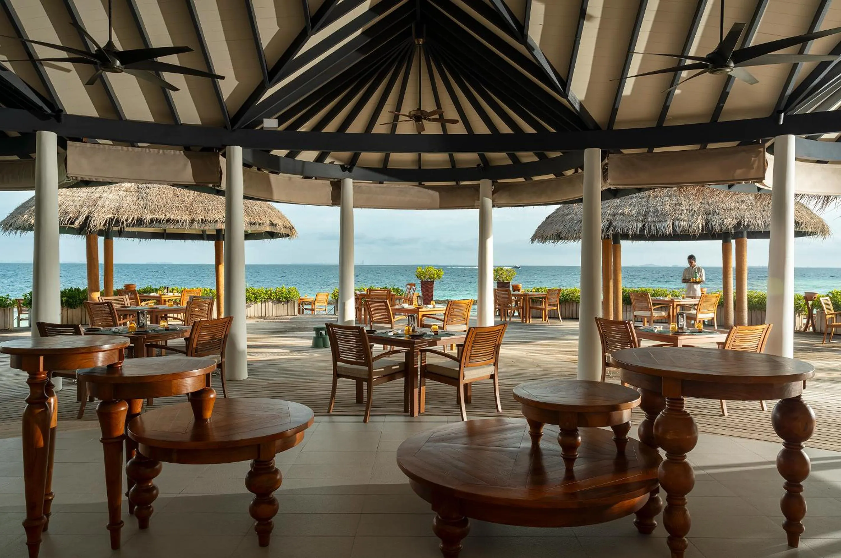 Restaurant/places to eat in Baros Maldives