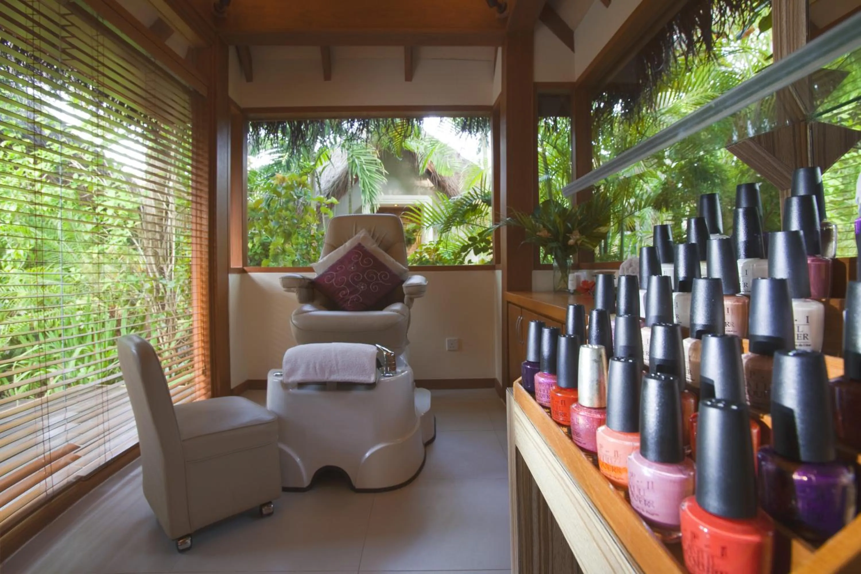 Spa and wellness centre/facilities in Baros Maldives