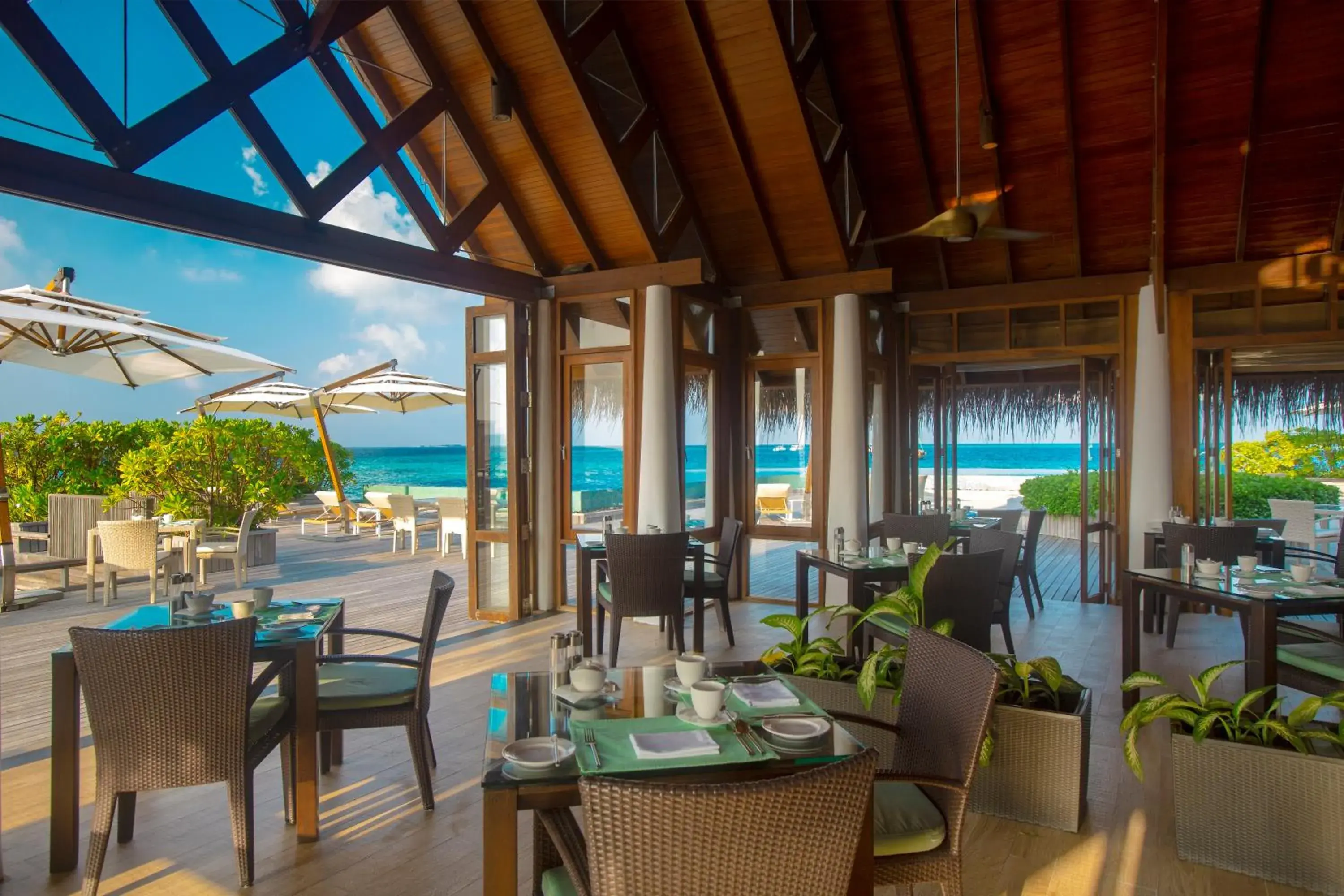 Restaurant/places to eat in Baros Maldives Restaurant/places to eat in Baros Maldives