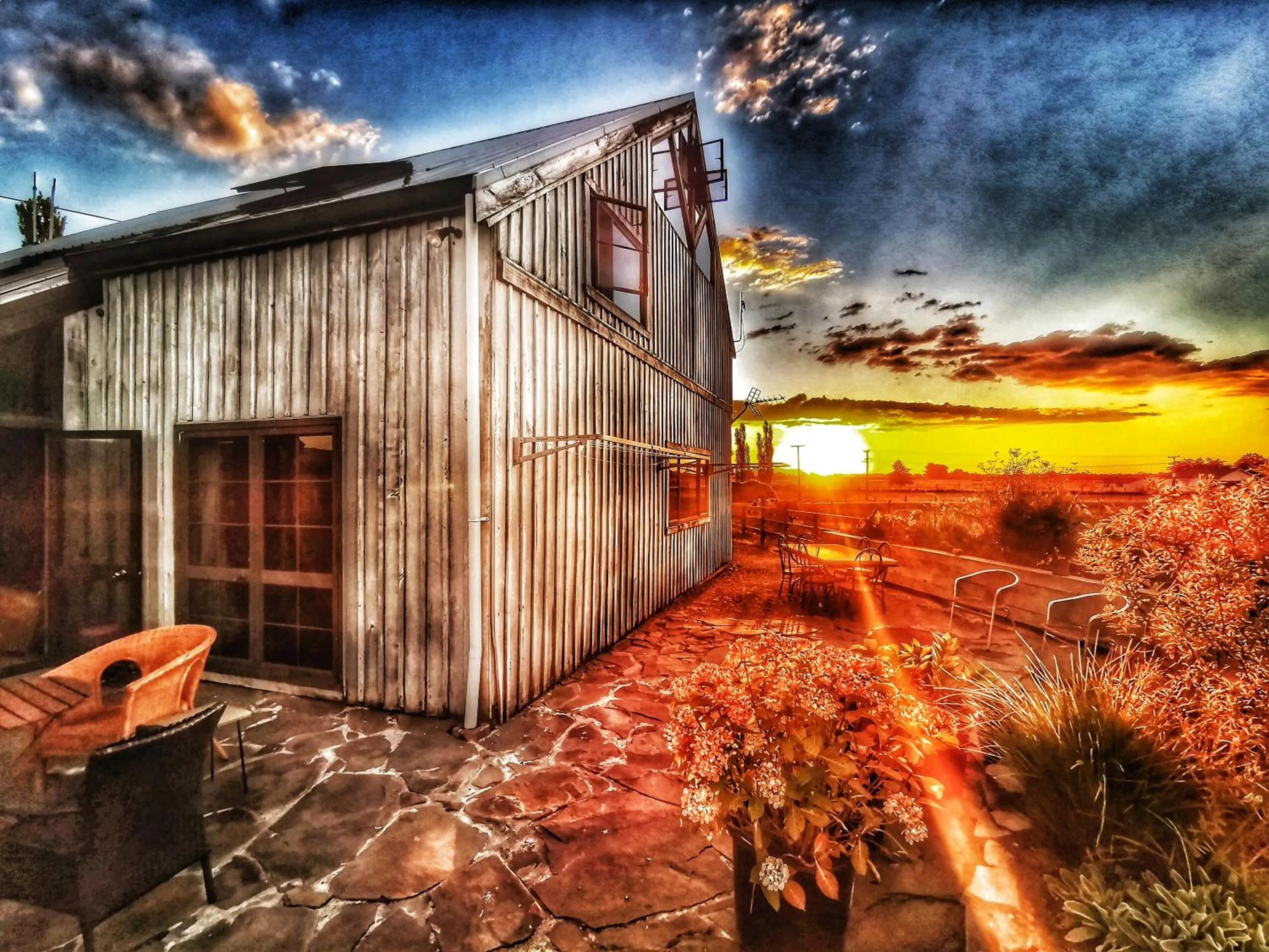 Property building in housewithnonails