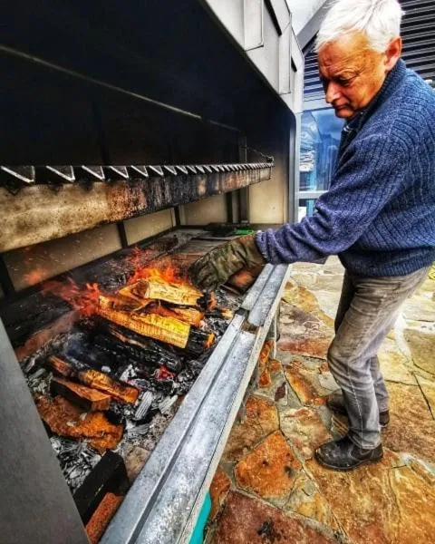 Property building in housewithnonails