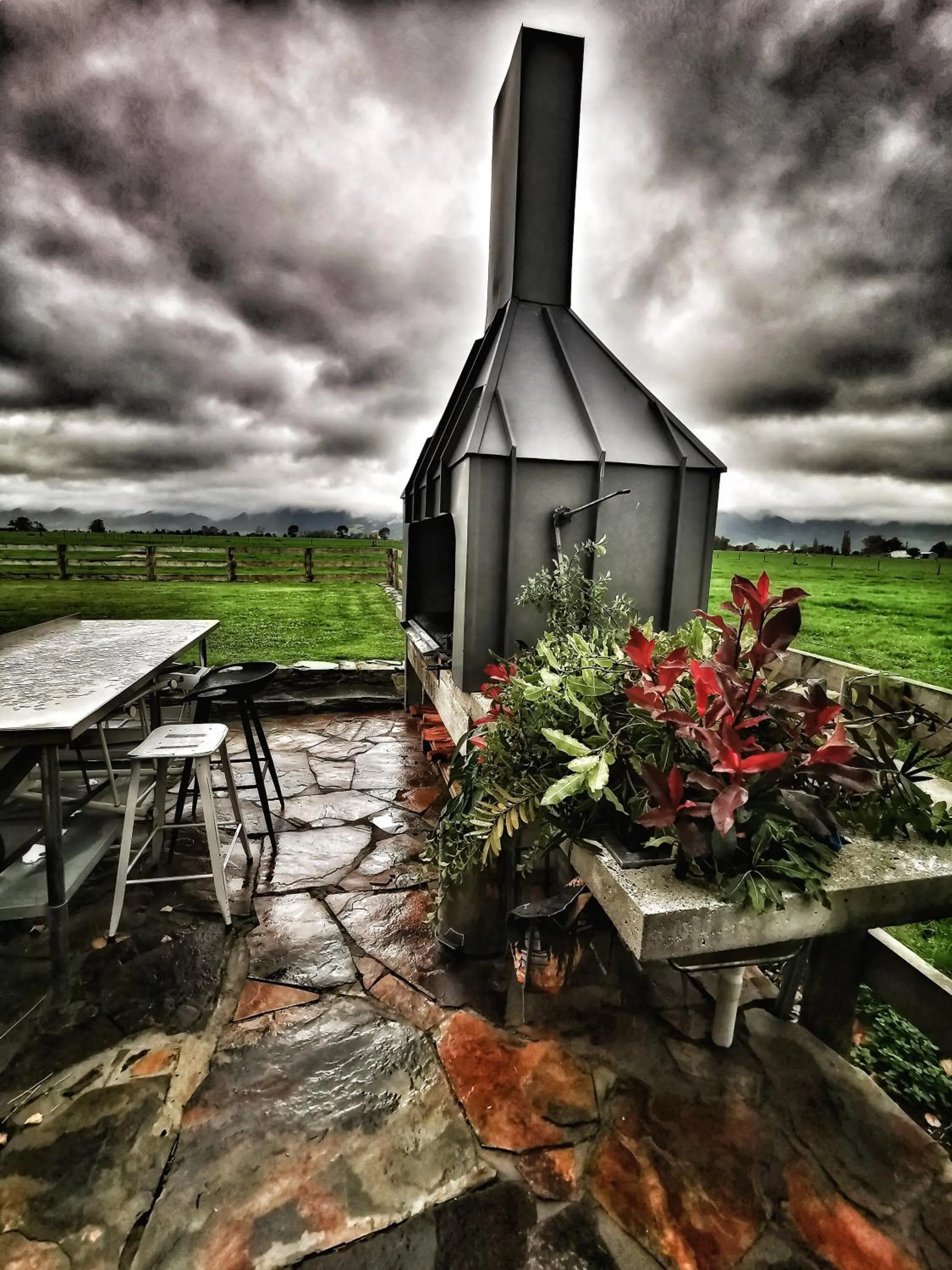 Property building in housewithnonails