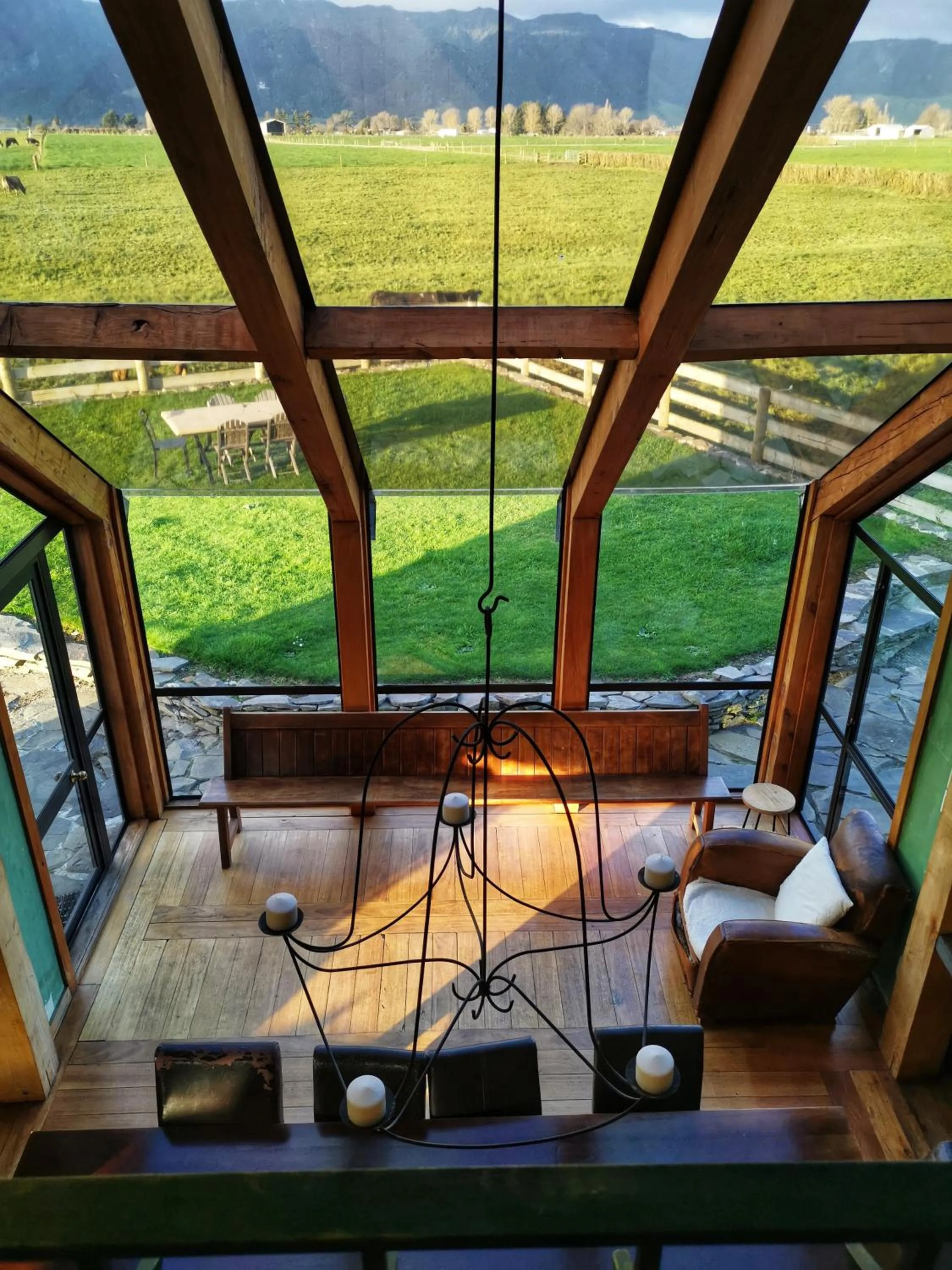 Communal lounge/ TV room in housewithnonails