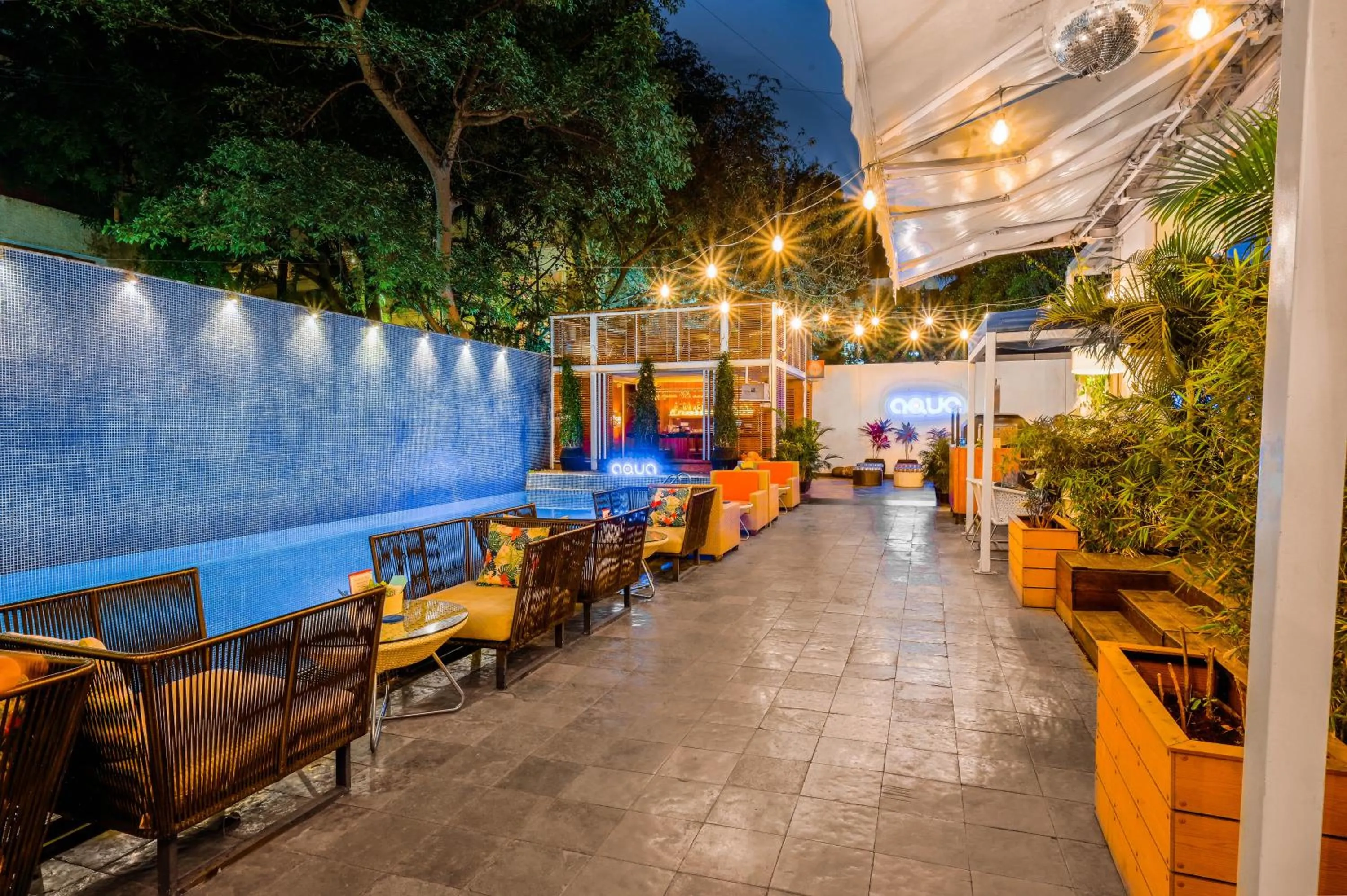 Restaurant/places to eat in The Park Bangalore, MG Road