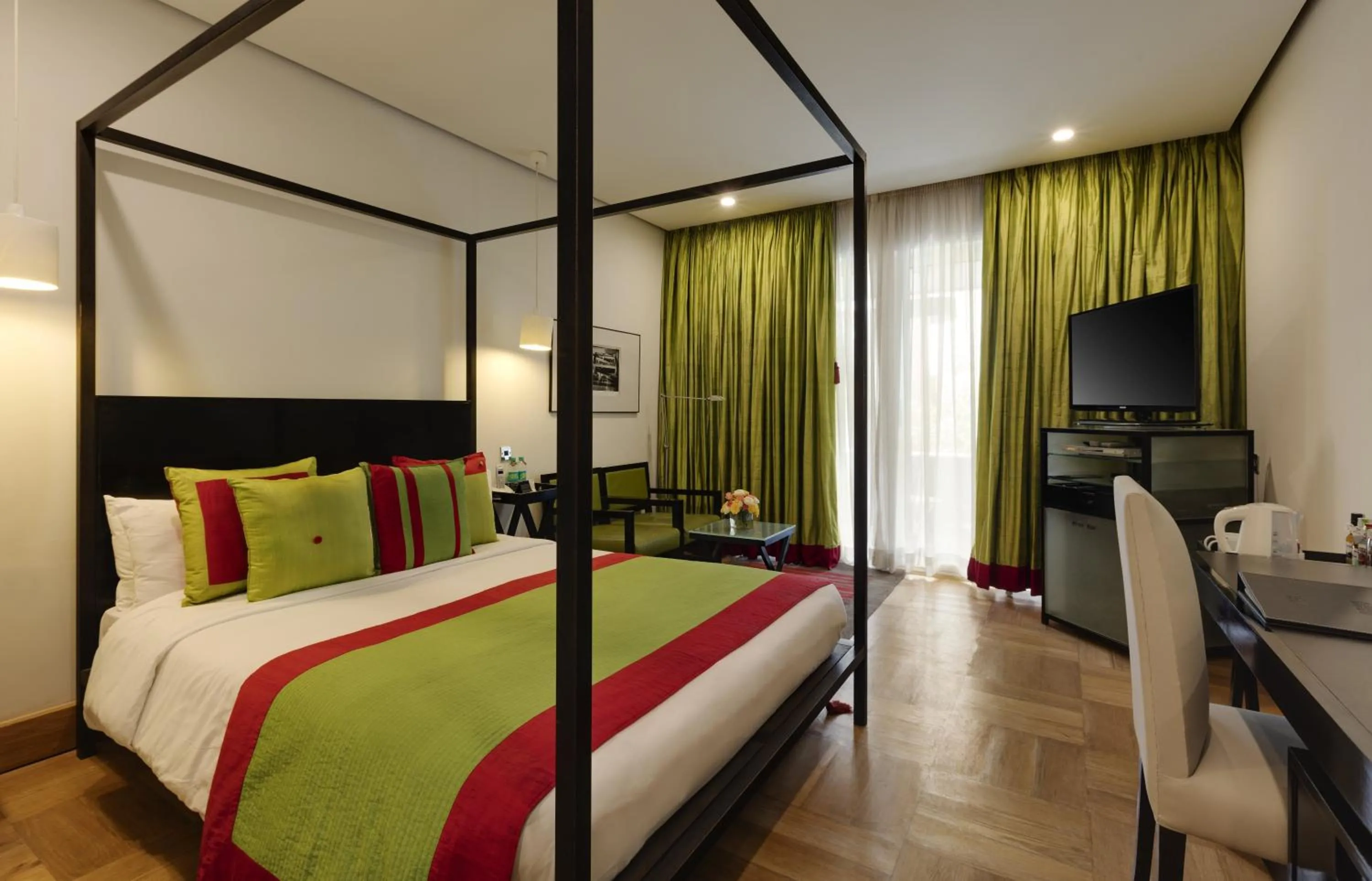 Photo of the whole room, Bed in The Park Bangalore, MG Road