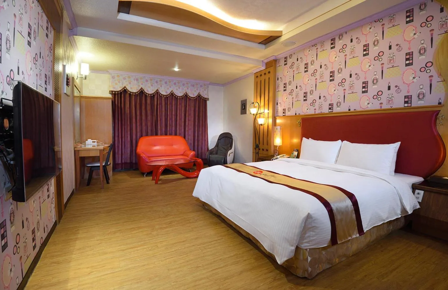 Summer House Motel