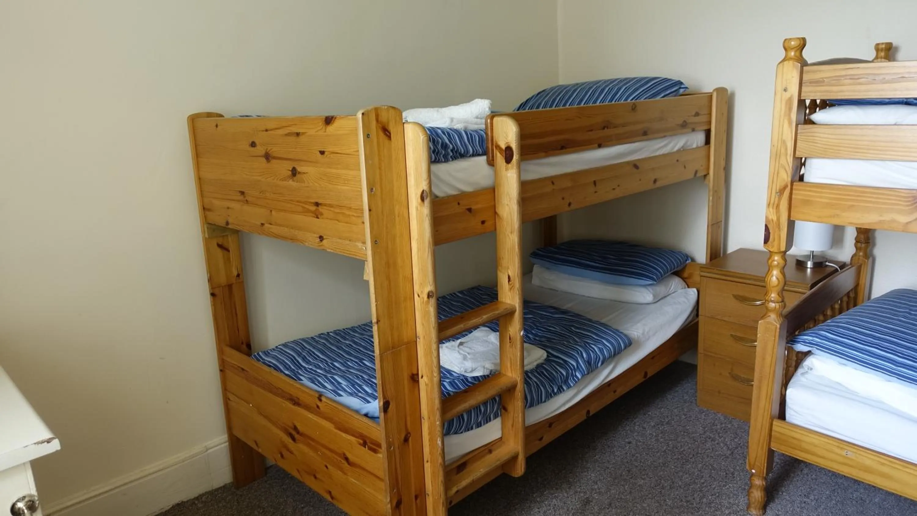 Bed in Longbeach- Adults Only