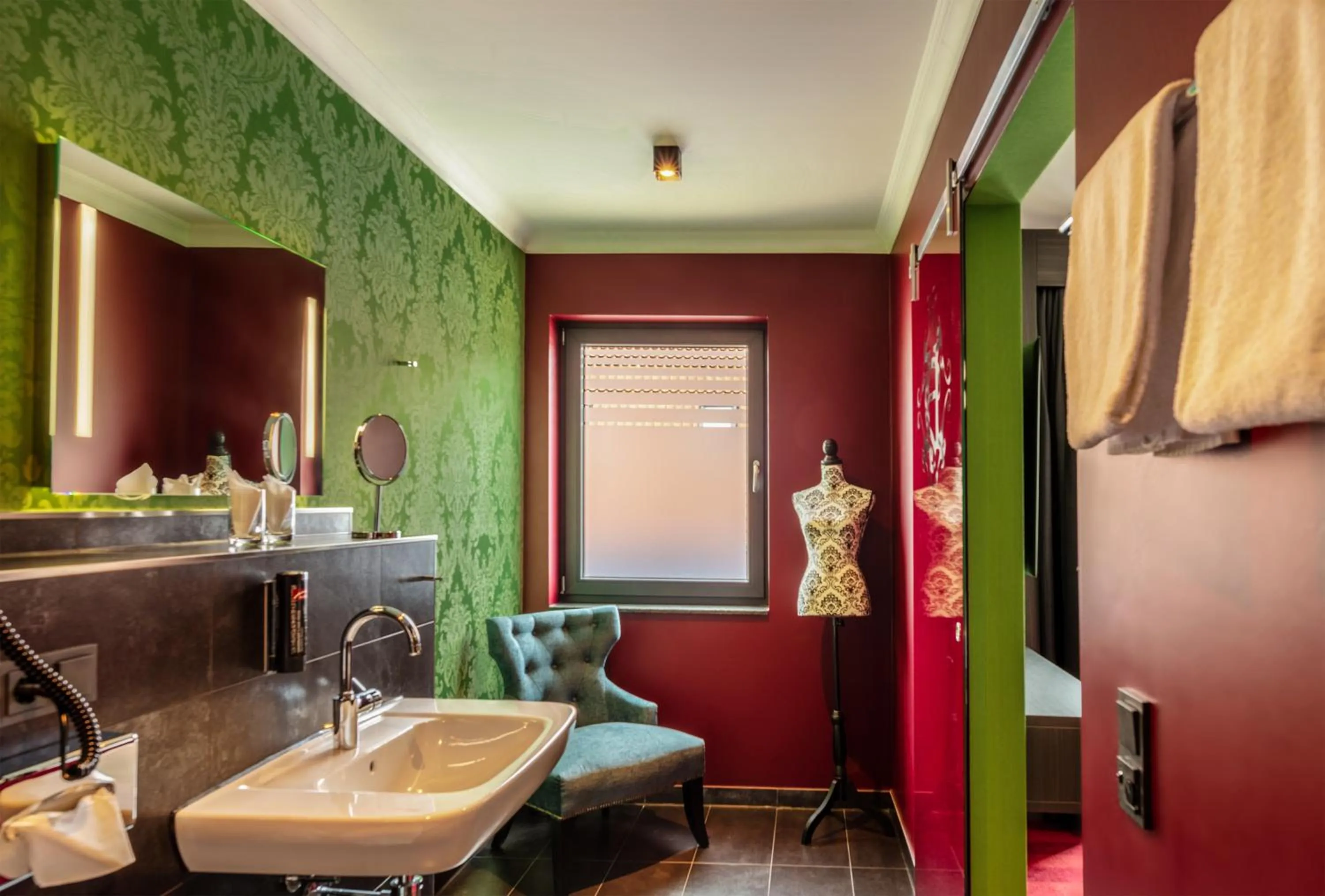 Bathroom in Haverkamp Suites