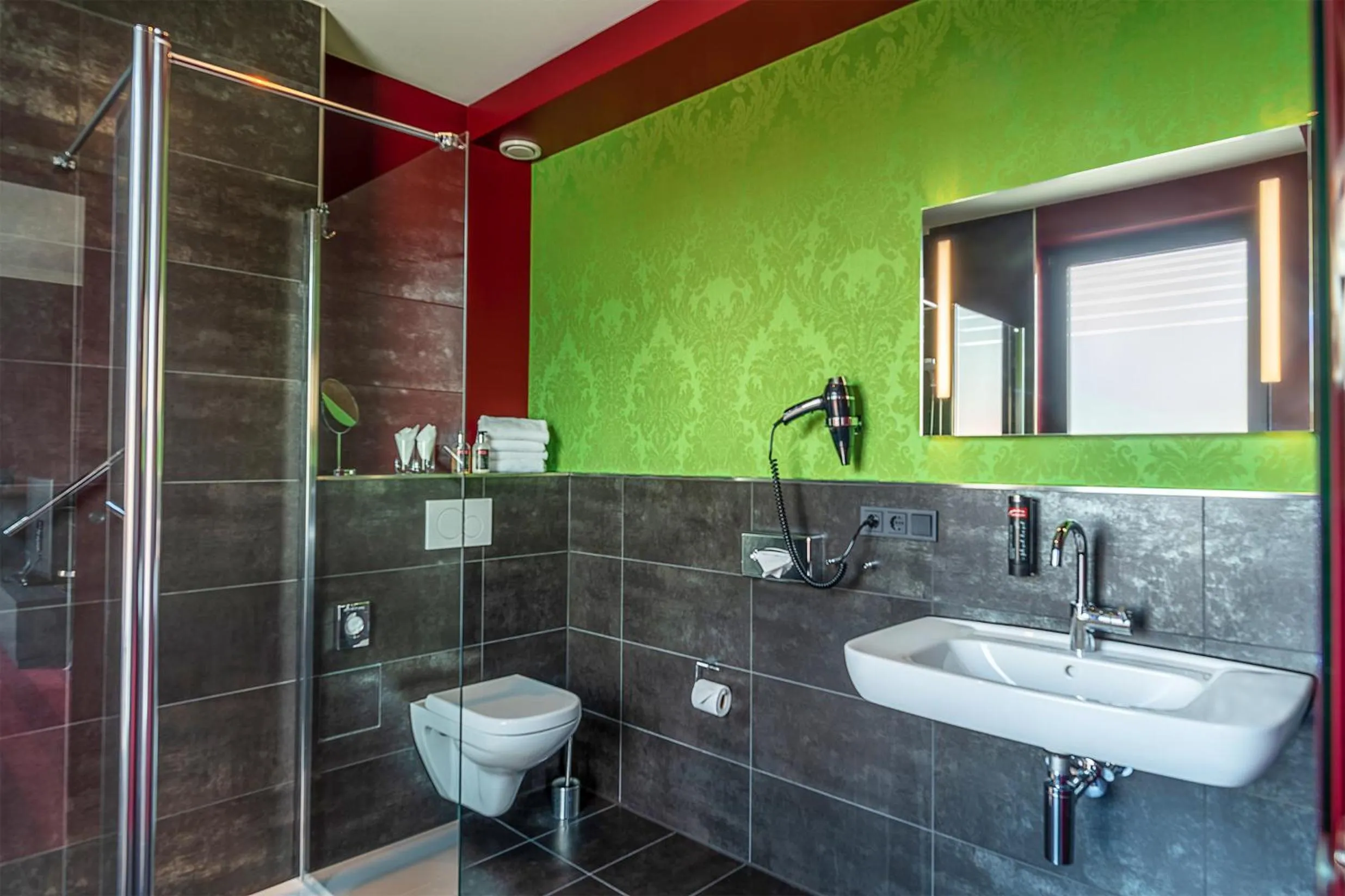 Bathroom in Haverkamp Suites