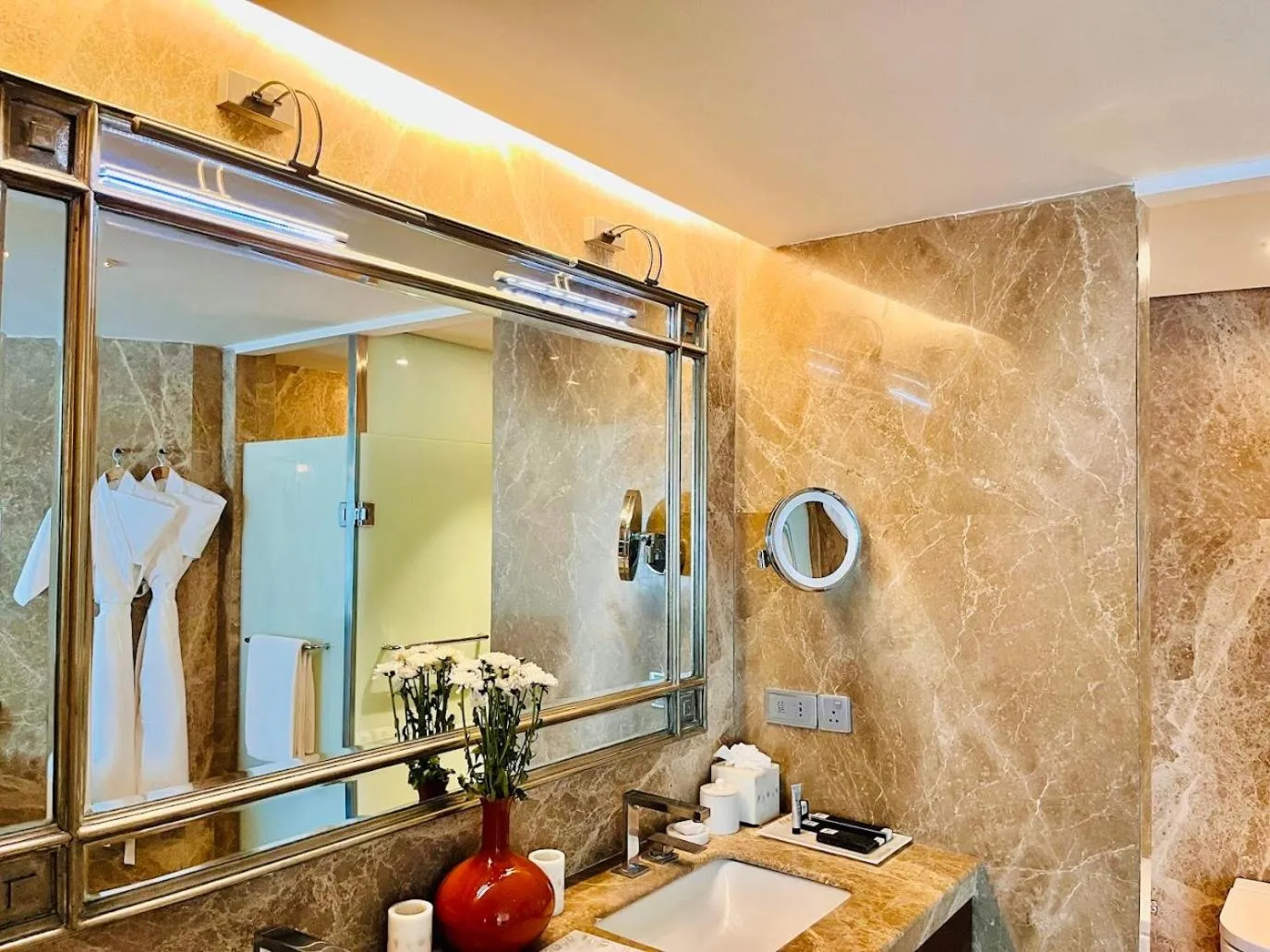 Shower in The Park Hyderabad, Banjara Hills near Hussain Sagar Lake