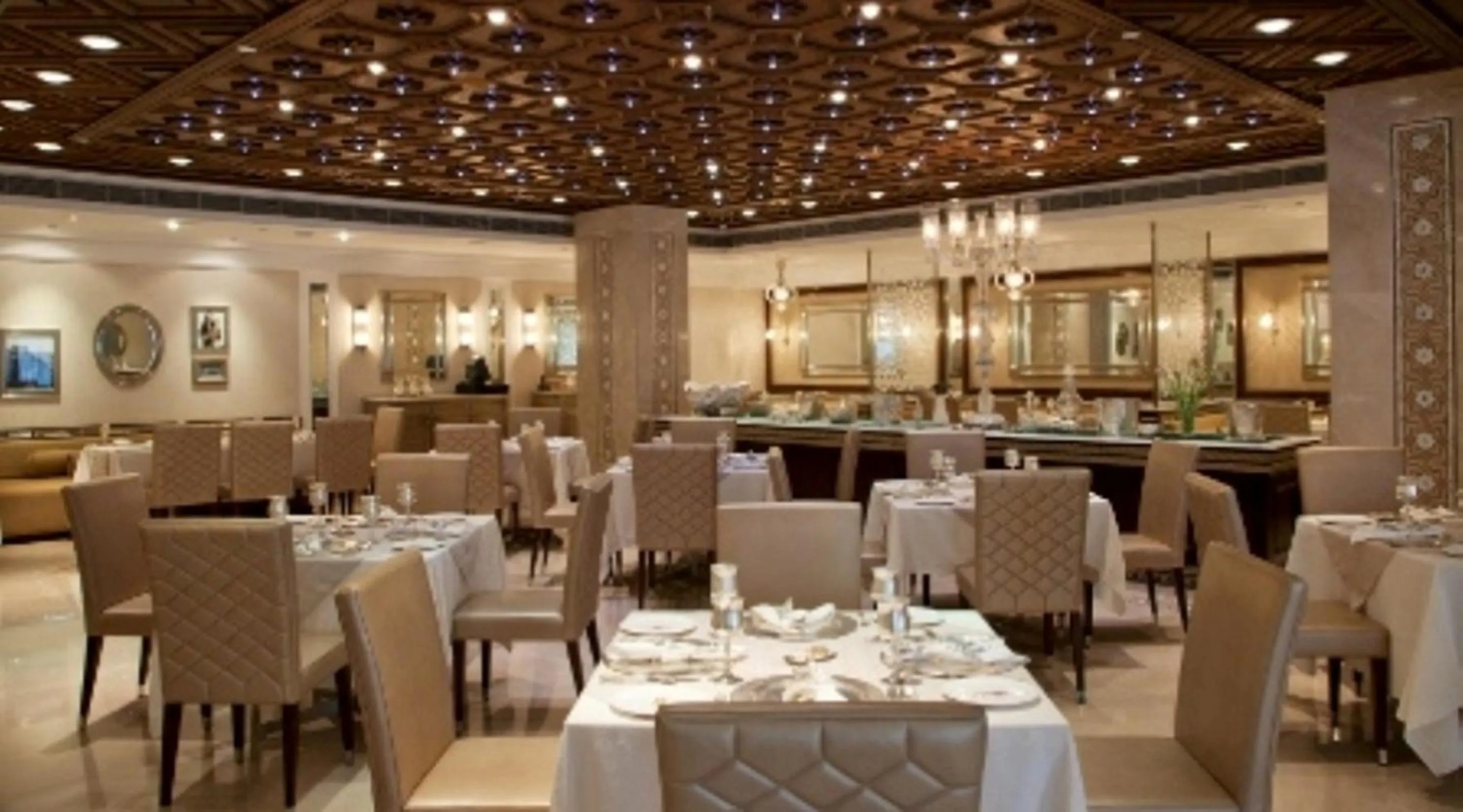 Restaurant/places to eat in The Park Hyderabad, Banjara Hills near Hussain Sagar Lake