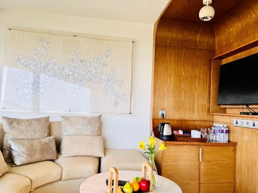 TV and multimedia in The Park Hyderabad, Banjara Hills near Hussain Sagar Lake