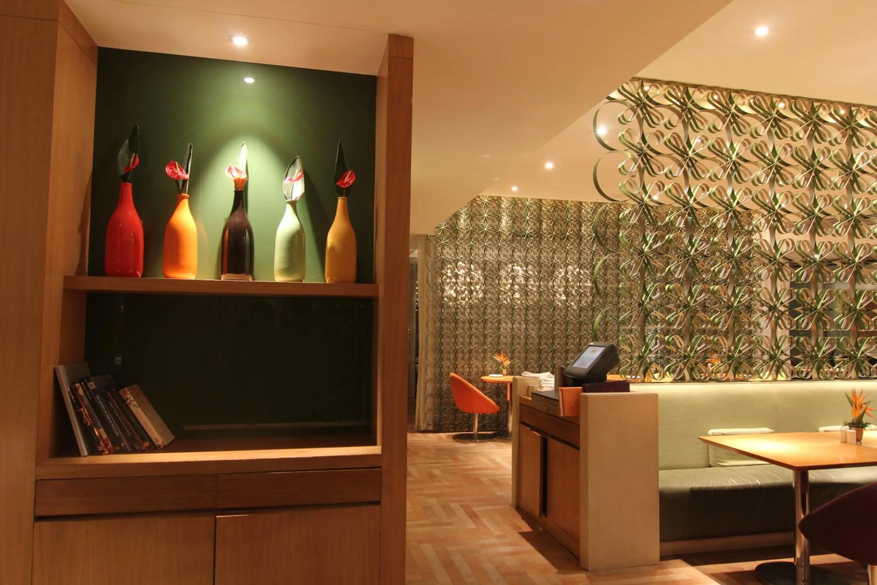 Restaurant/places to eat in The Park Hyderabad, Banjara Hills near Hussain Sagar Lake