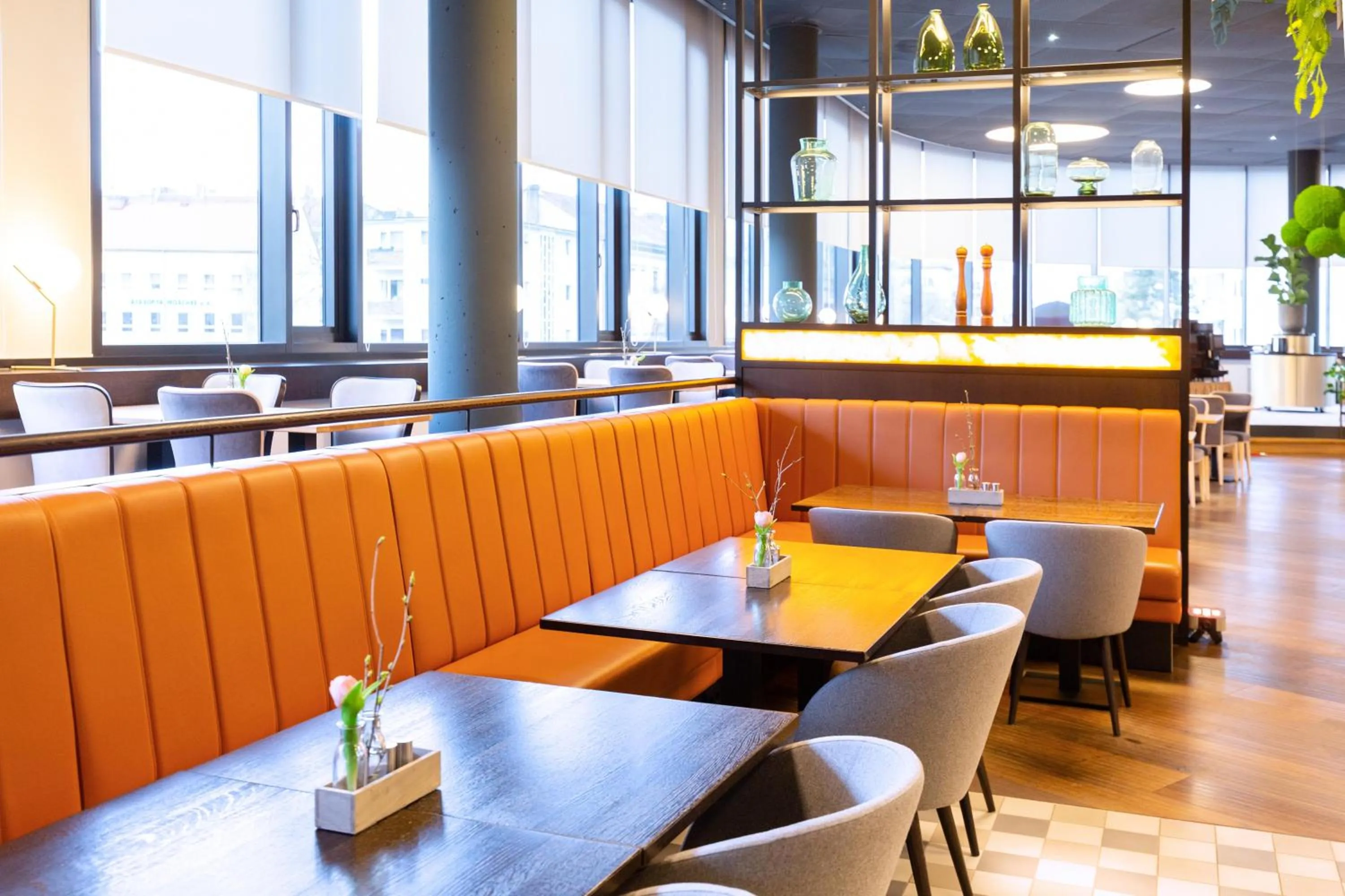 Restaurant/places to eat in Mercure Hotel MOA Berlin