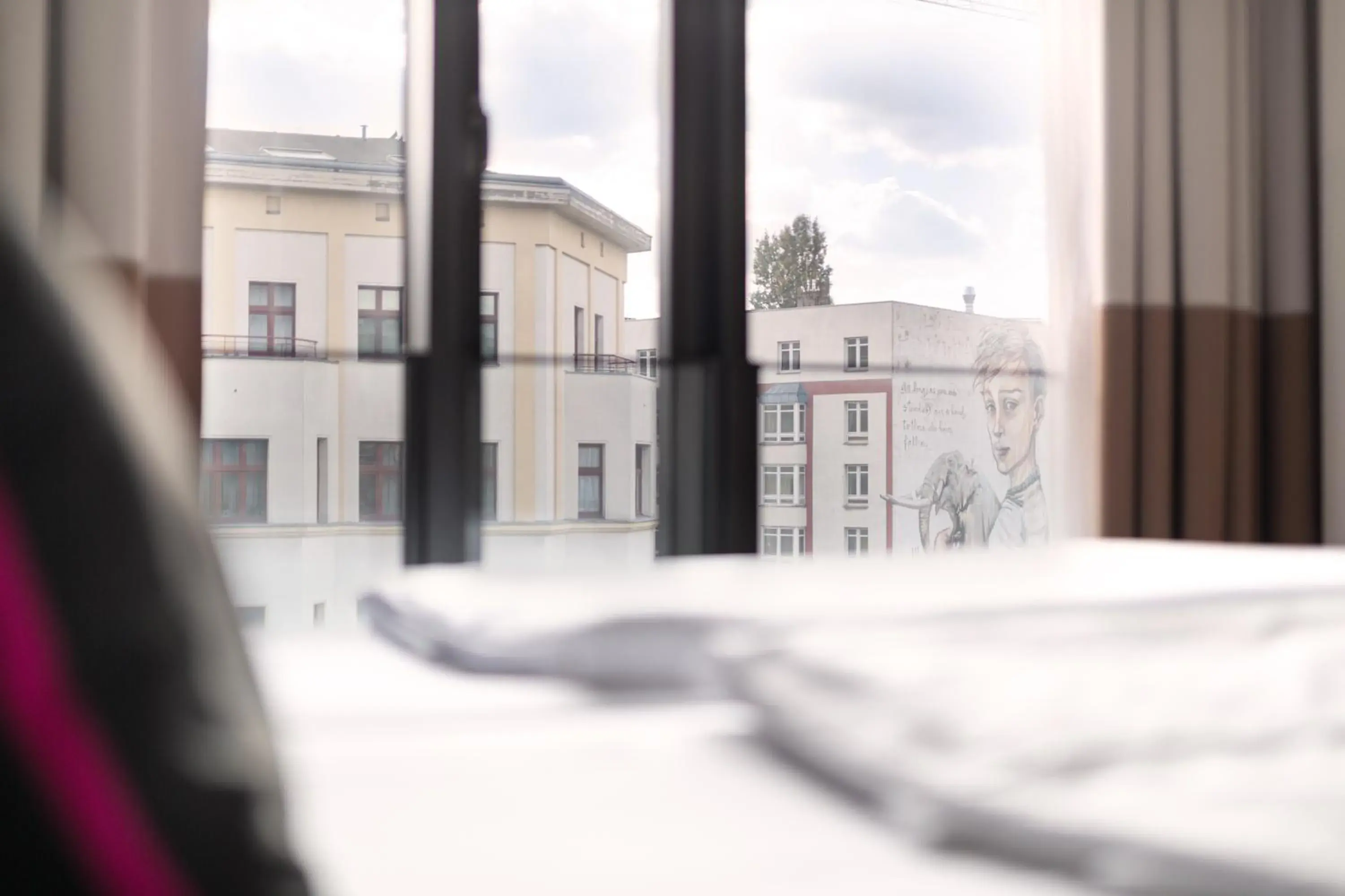 View (from property/room), Bed in Hotel MOA Berlin View (from property/room), Bed in Hotel MOA Berlin