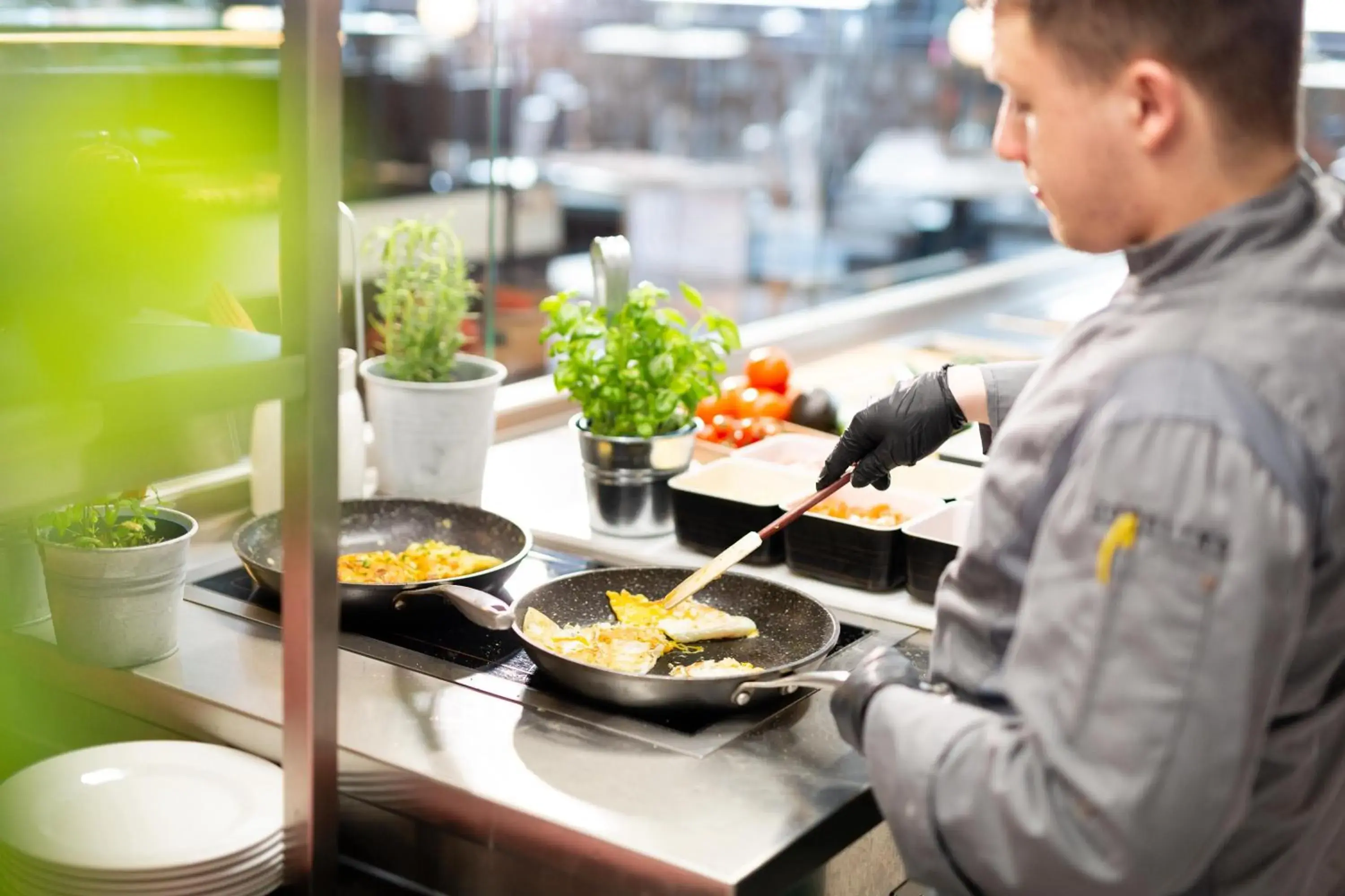 Restaurant/places to eat in Mercure Hotel MOA Berlin Restaurant/places to eat in Mercure Hotel MOA Berlin