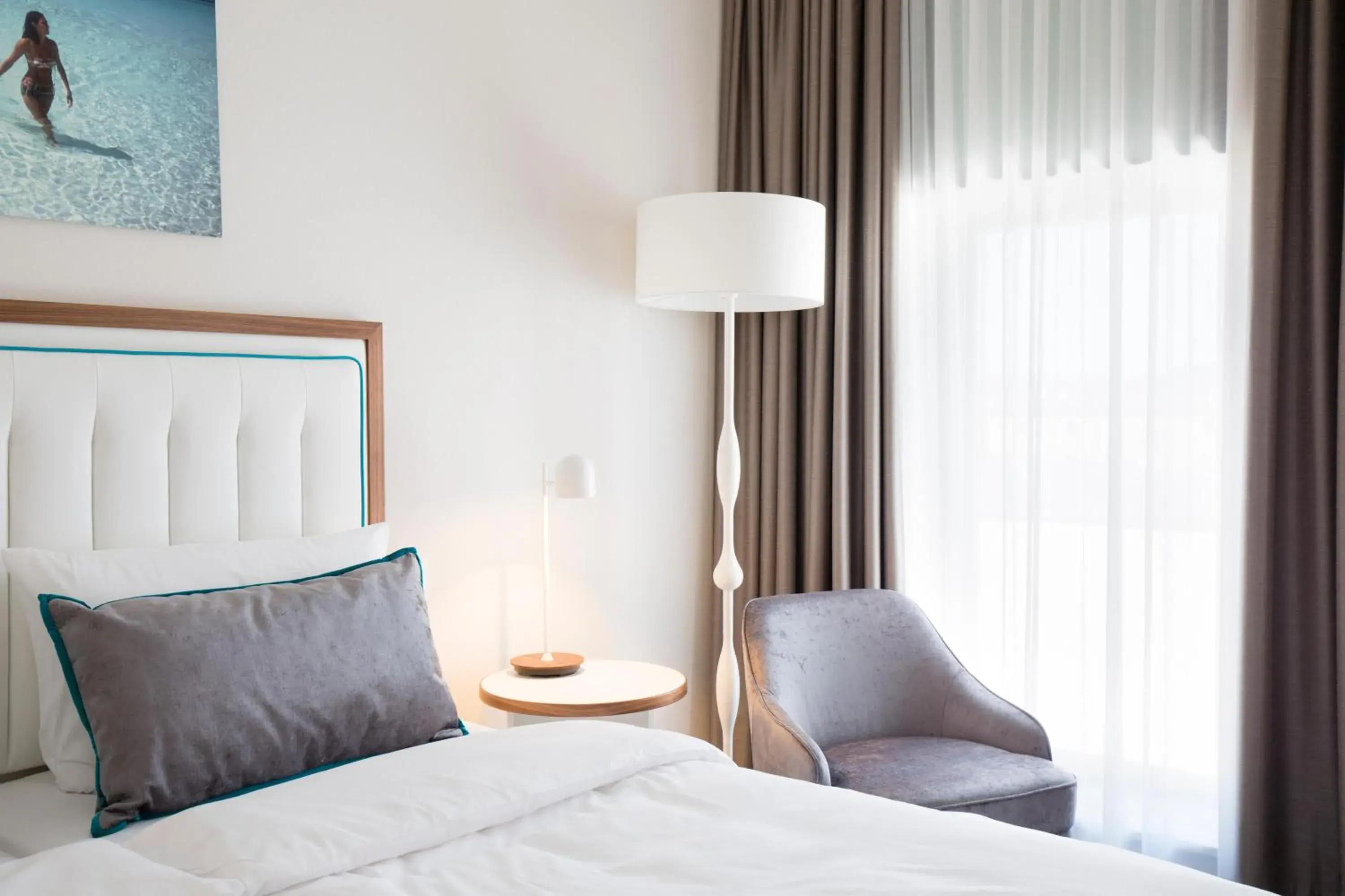 Photo of the whole room, Bed in Mercure Hotel MOA Berlin Photo of the whole room, Bed in Mercure Hotel MOA Berlin