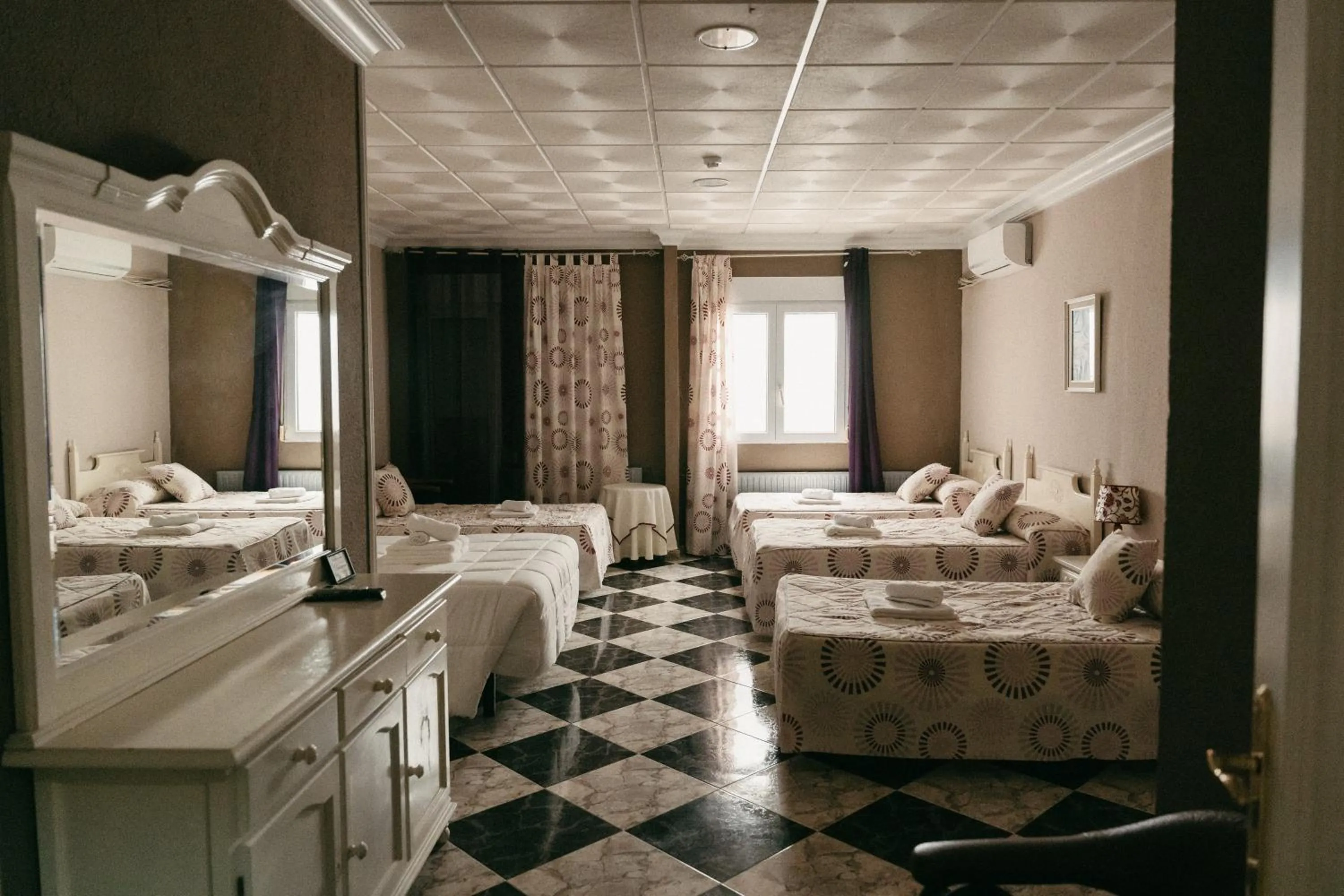 Bed in Hotel Plaza Manjón