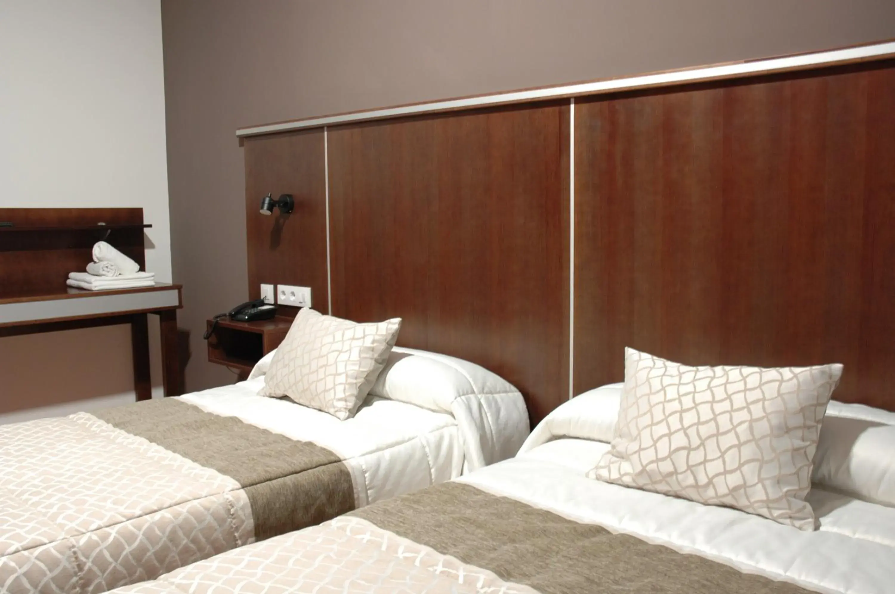 Deluxe Double Room in Hotel Plaza Manjón Deluxe Double Room in Hotel Plaza Manjón