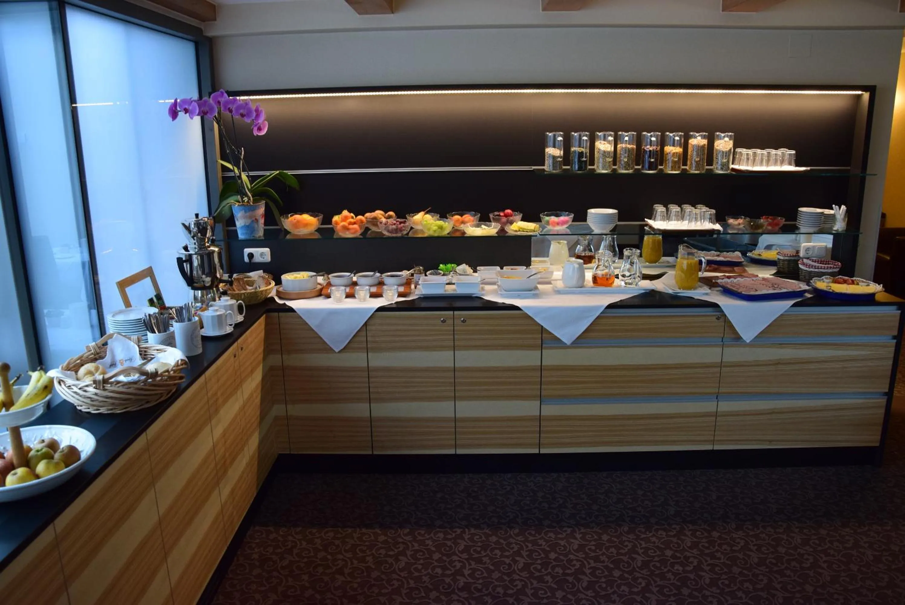 Food and drinks in Hotel Lutter