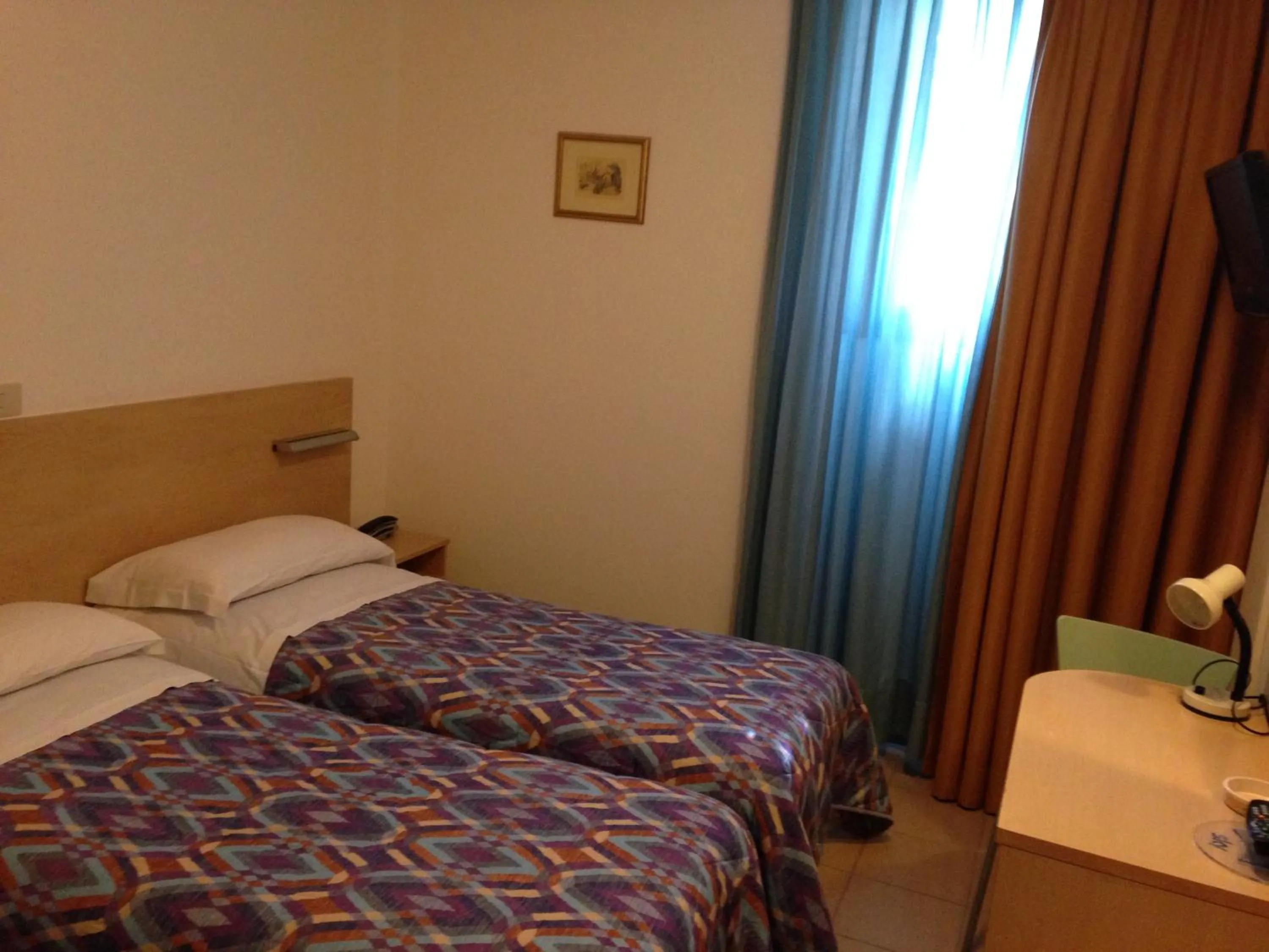 Bedroom, Bed in Hotel Johnson