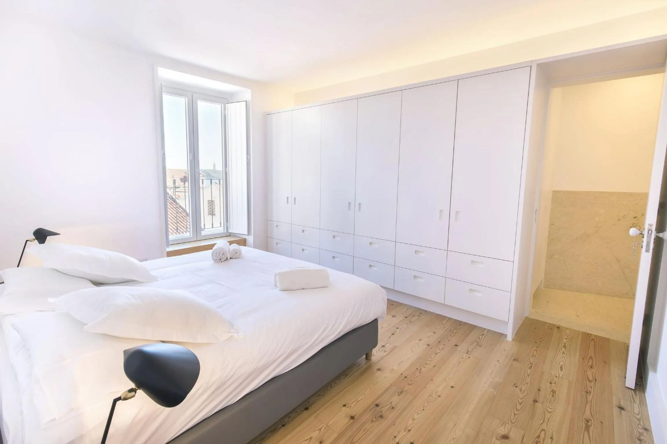 LovelyStay - Luxury Oasis in Bairro Alto
