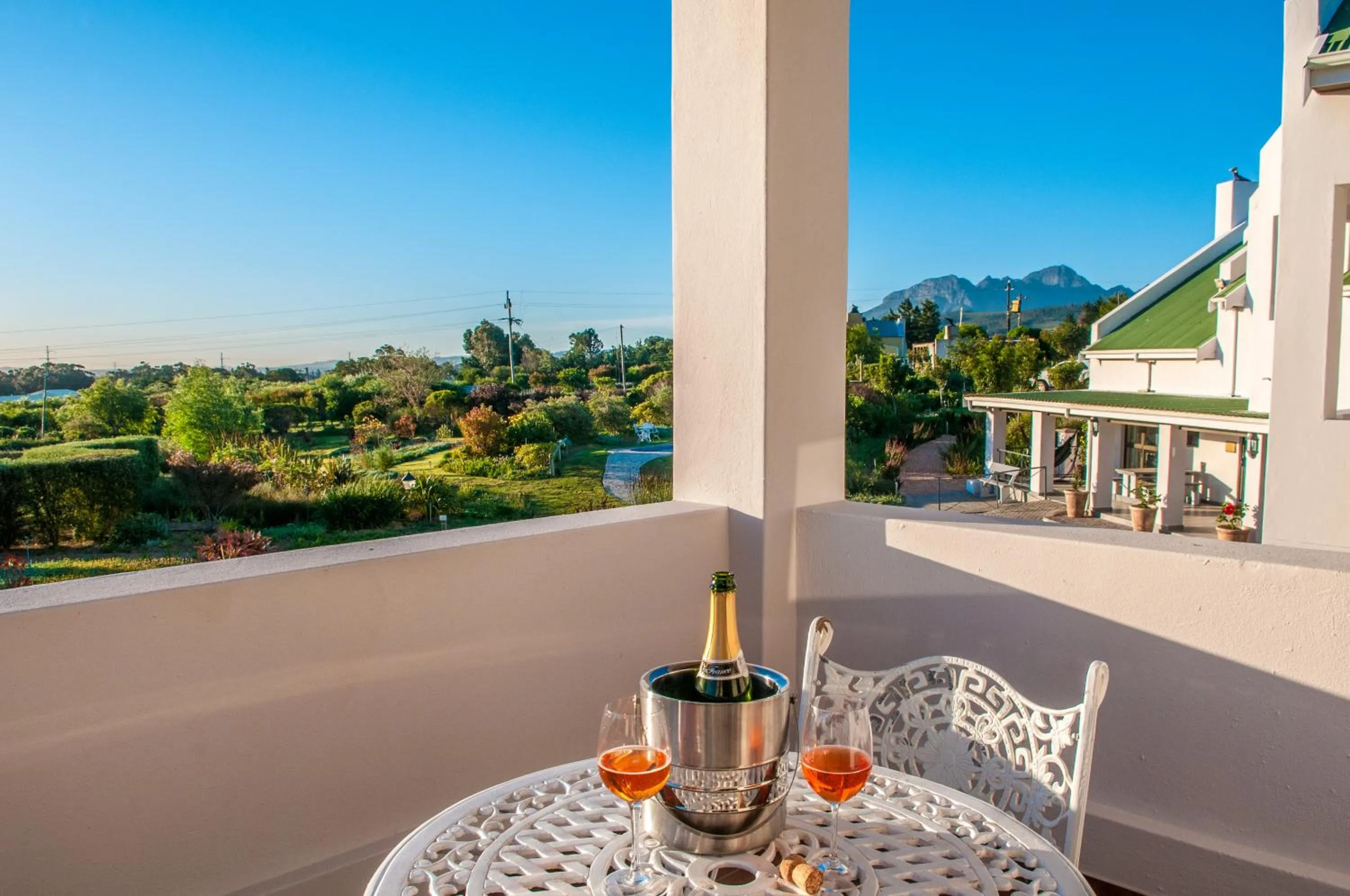 Balcony/Terrace in Wind-Rose Guest House