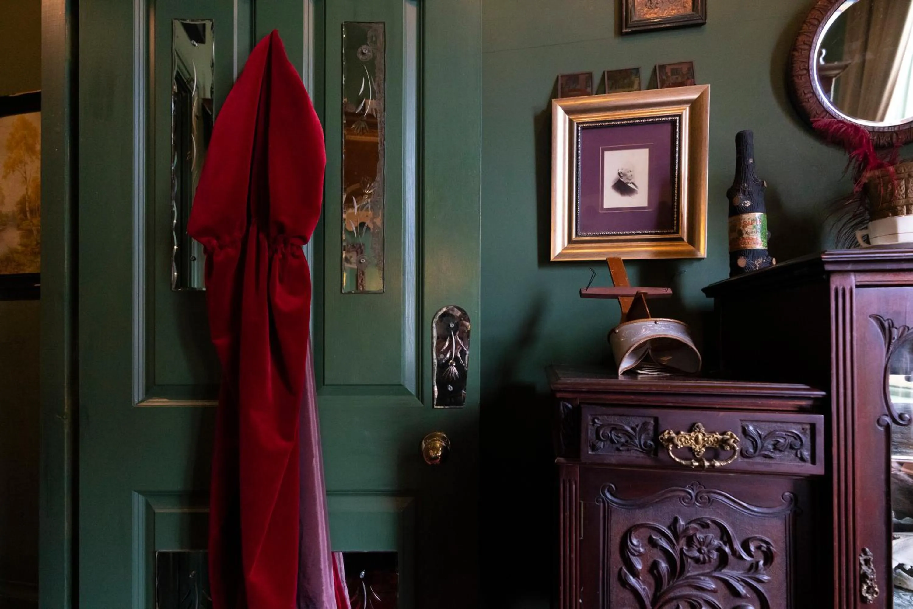 Bedroom in La Rosa Hotel