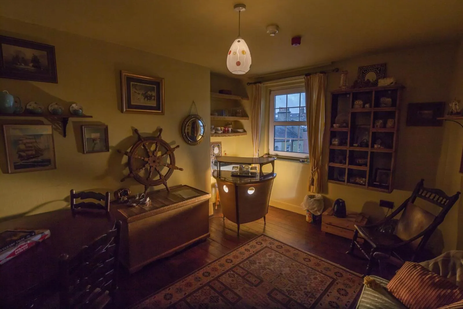 Living room in La Rosa Hotel