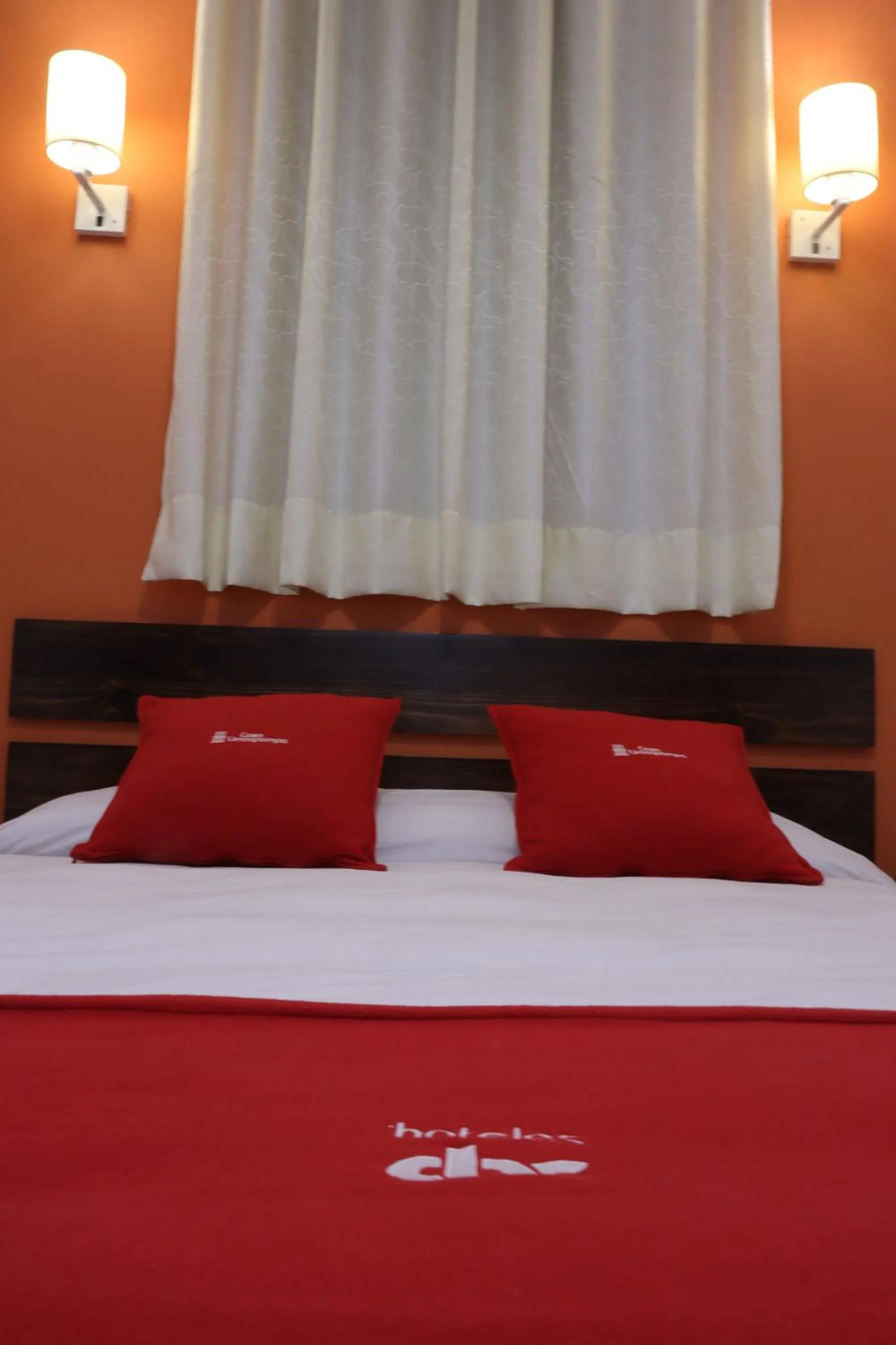 Bed in Hotel Limacpampa