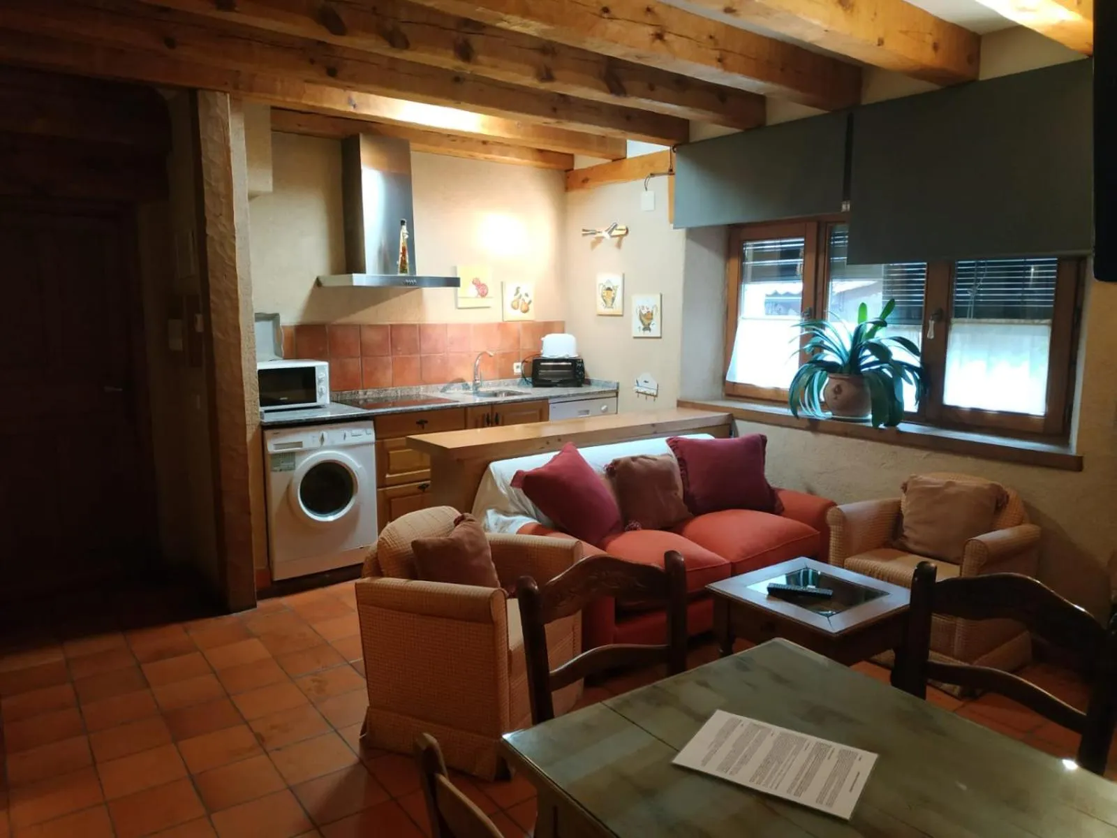 Kitchen or kitchenette in Apartamentos Lobiche