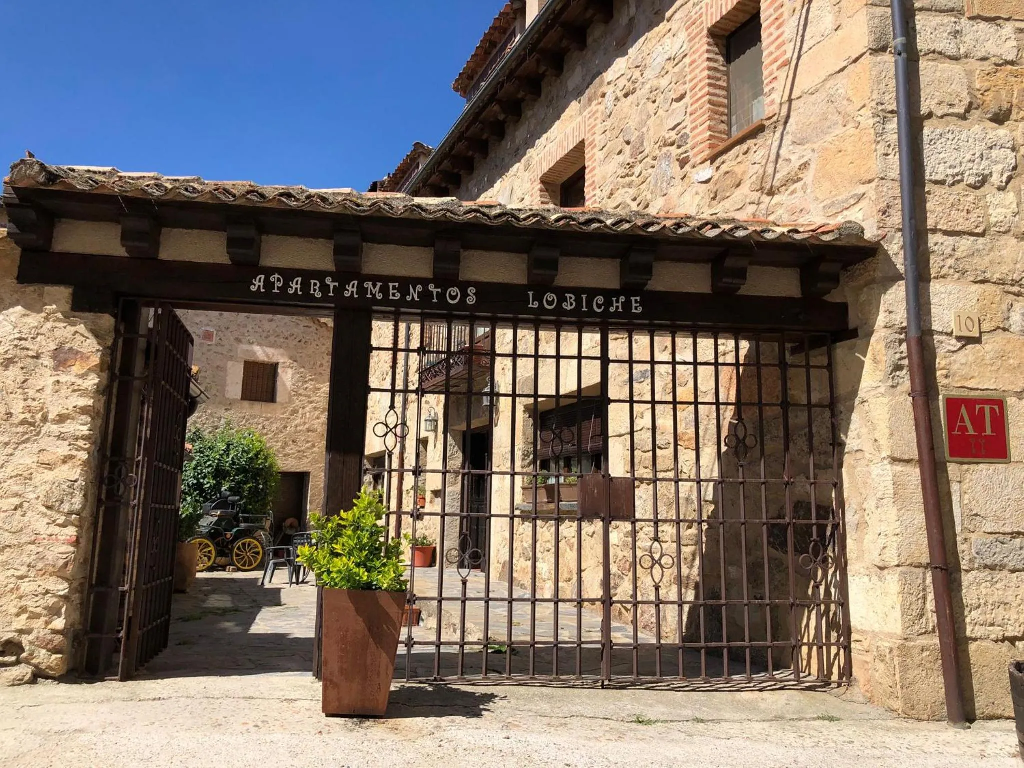 Property building in Apartamentos Lobiche