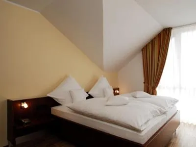 Photo of the whole room, Bed in AKZENT Hotel Altenberge