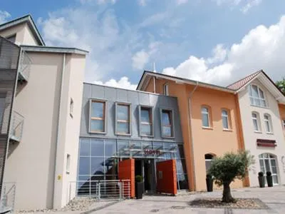 Facade/entrance in AKZENT Hotel Altenberge