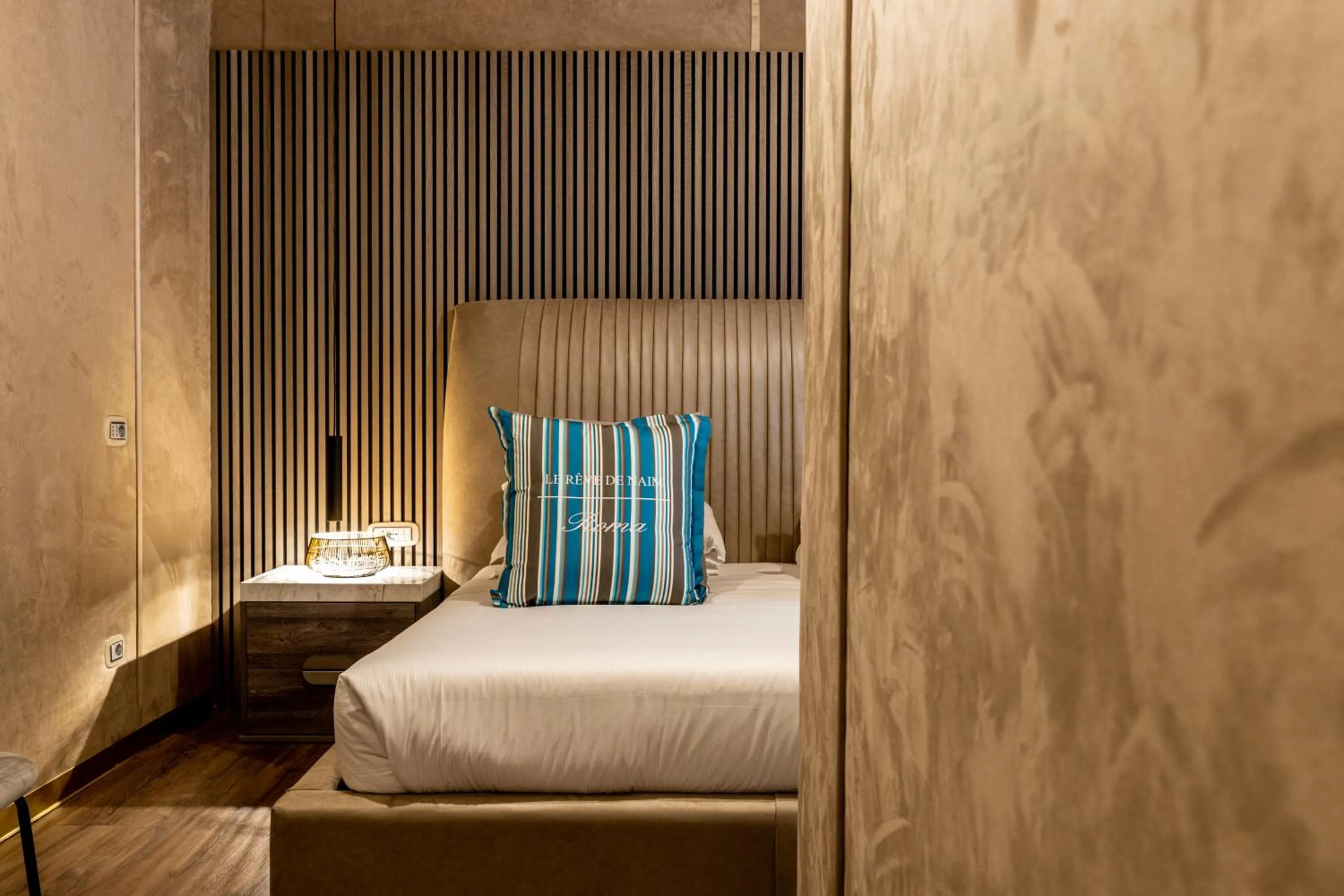 Bed in LE RÊVE DE NAIM Roma