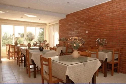 Restaurant/places to eat in Poseidon Hotel