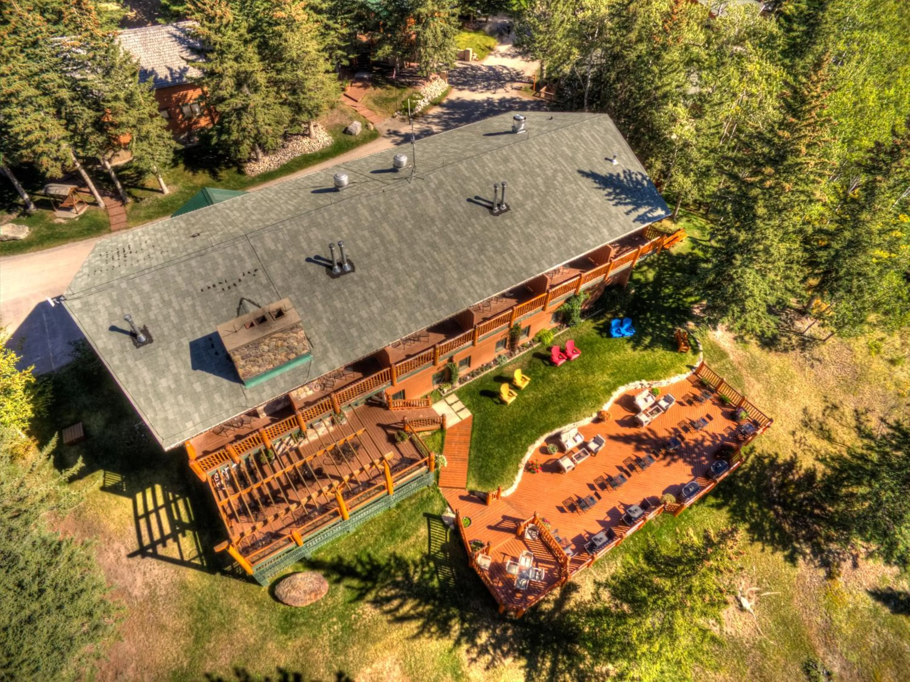 Bird's eye view in Overlander Mountain Lodge